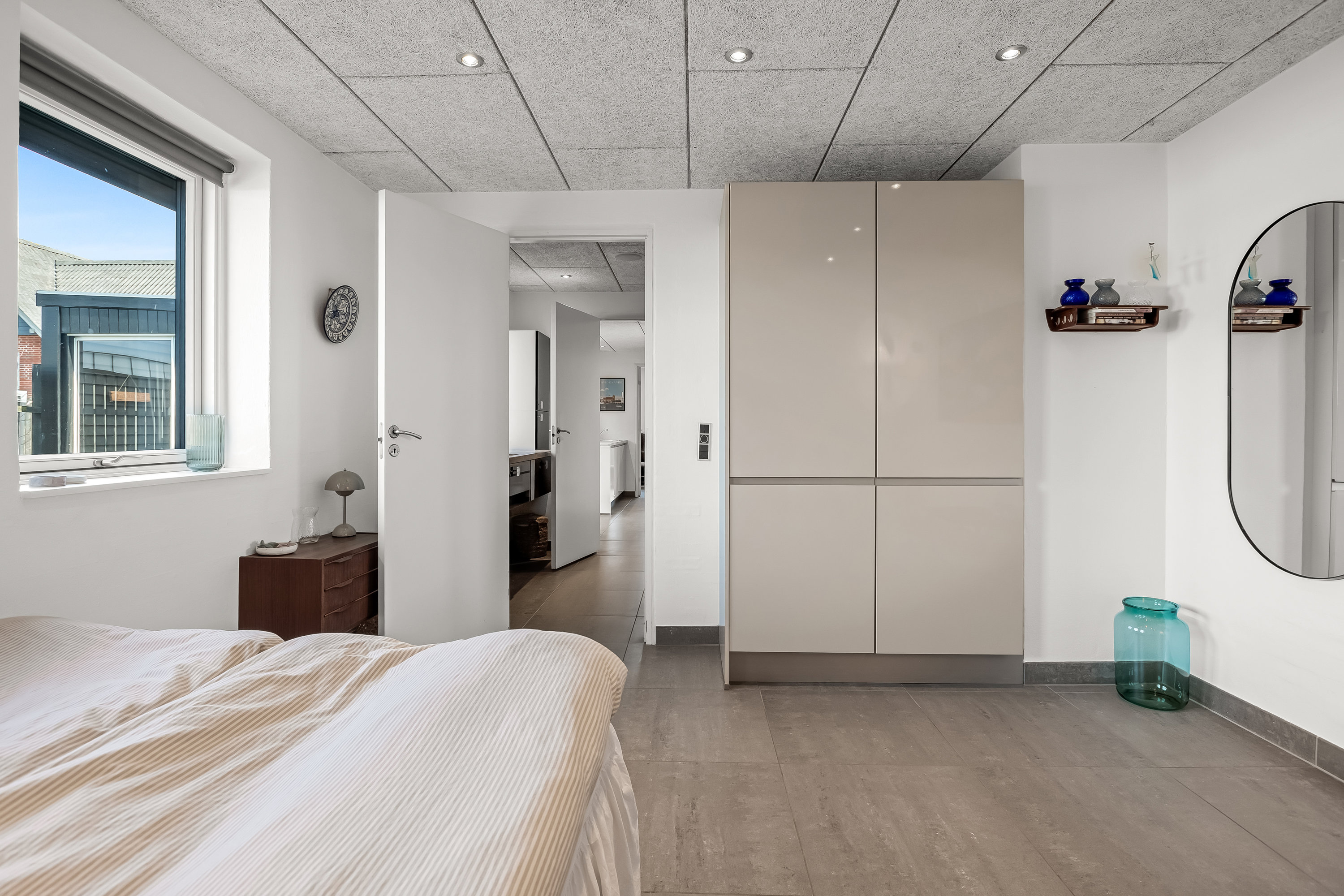 Fremhævet værelse billede i fuldskærmstilstand. Billede af Parallelvej 42, 6960 Hvide Sande