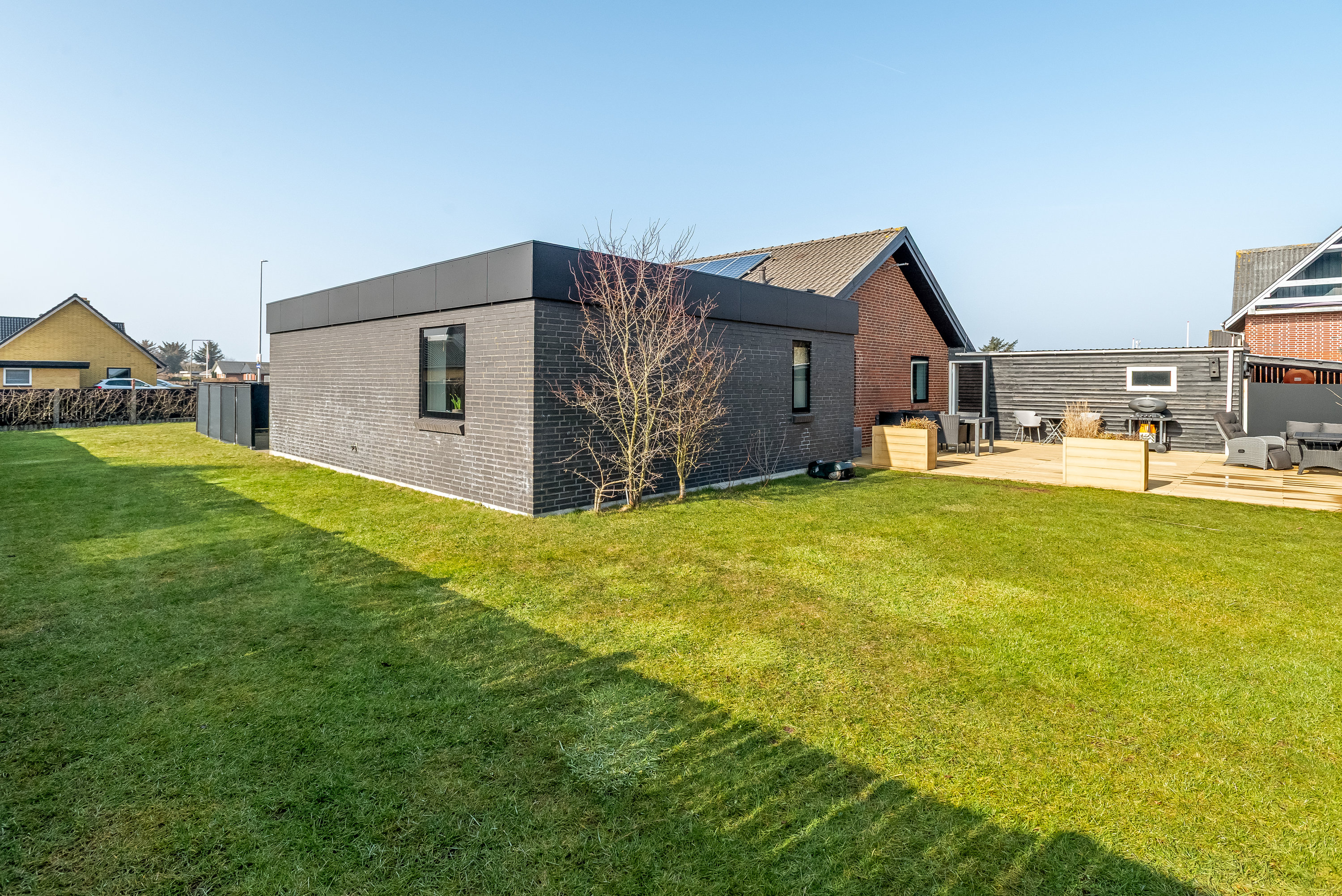 Fremhævet ejendommen billede i fuldskærmstilstand. Billede af Parallelvej 42, 6960 Hvide Sande