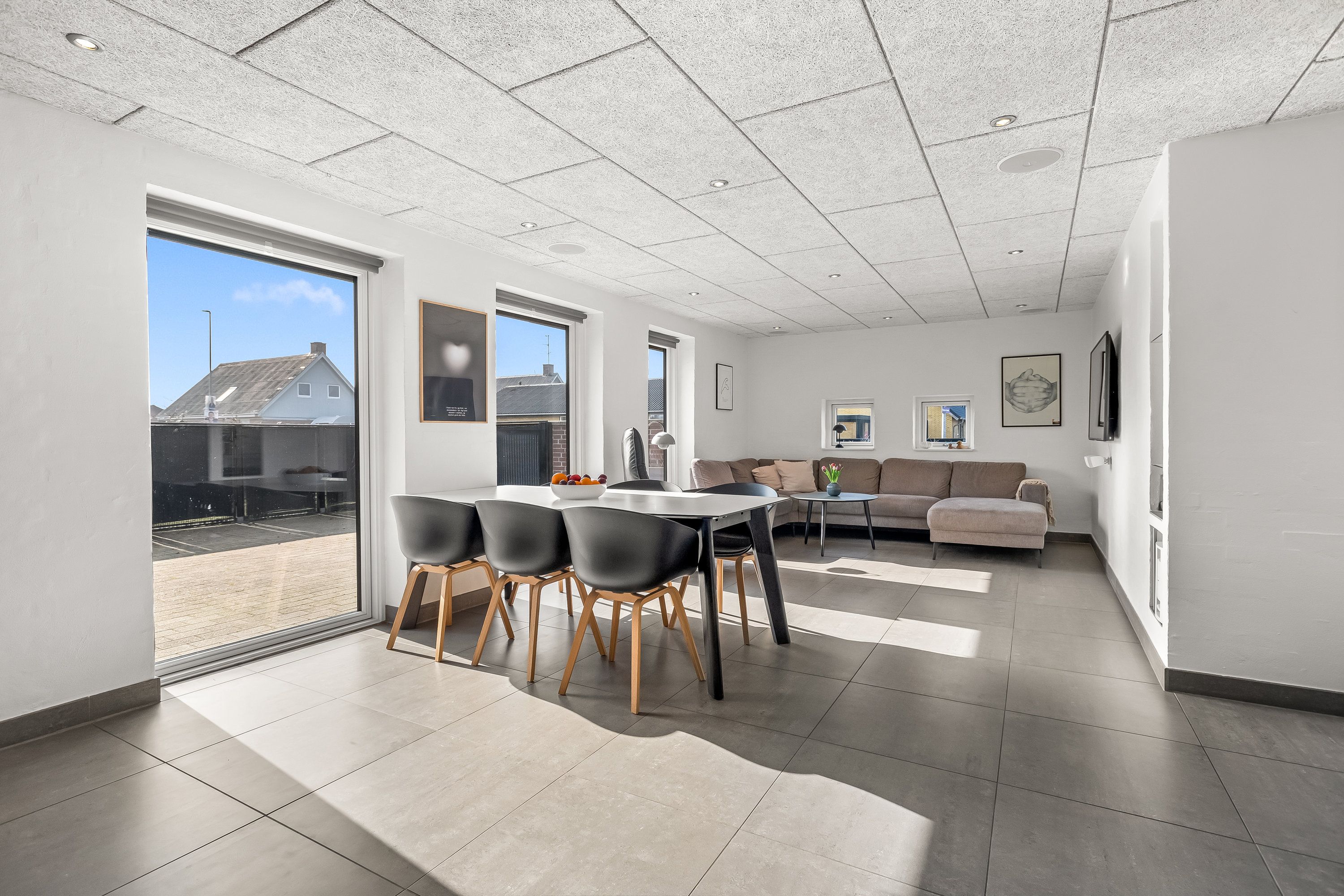 Fremhævet køkken alrum billede i fuldskærmstilstand. Billede af Parallelvej 42, 6960 Hvide Sande