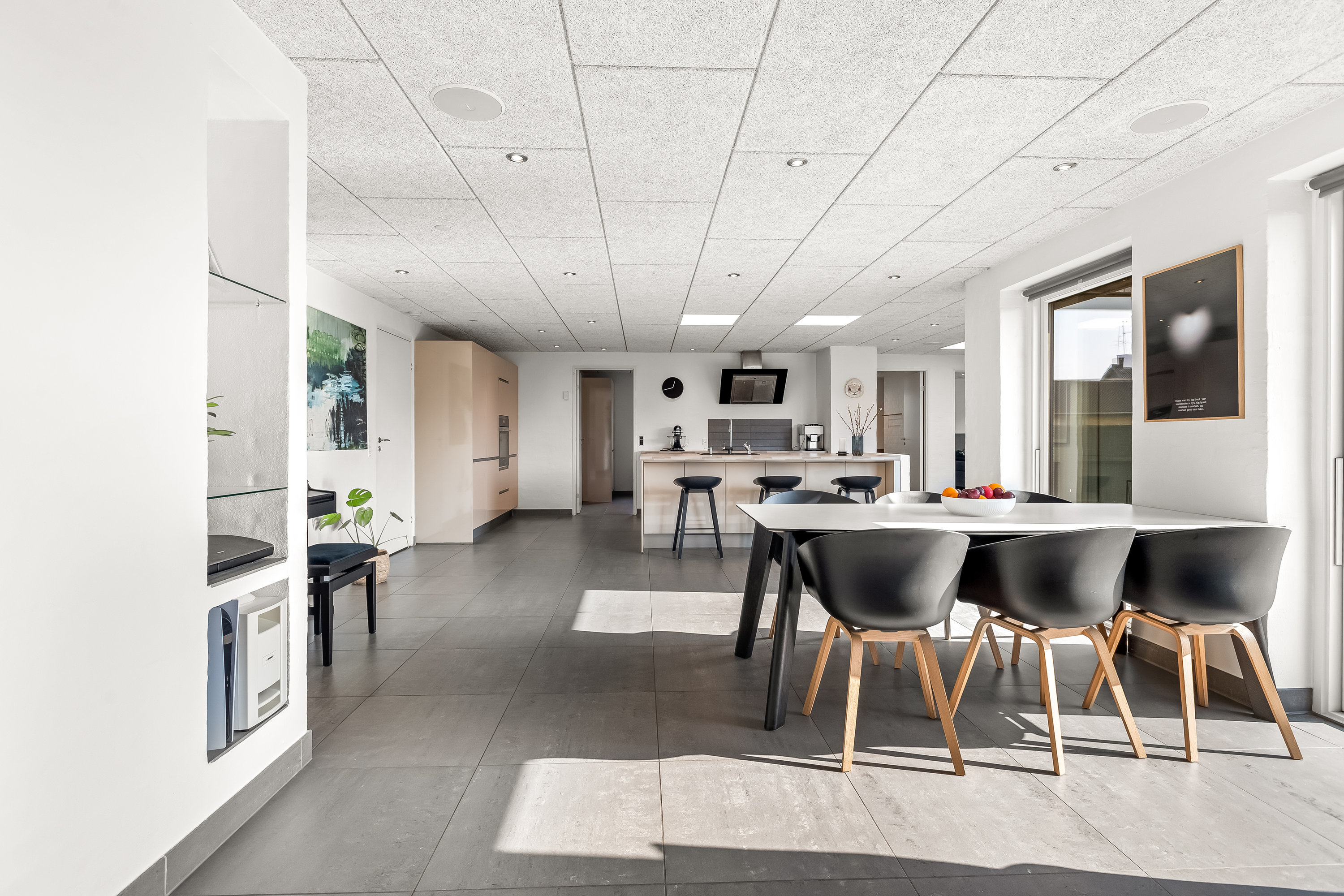 Fremhævet køkken alrum billede i fuldskærmstilstand. Billede af Parallelvej 42, 6960 Hvide Sande