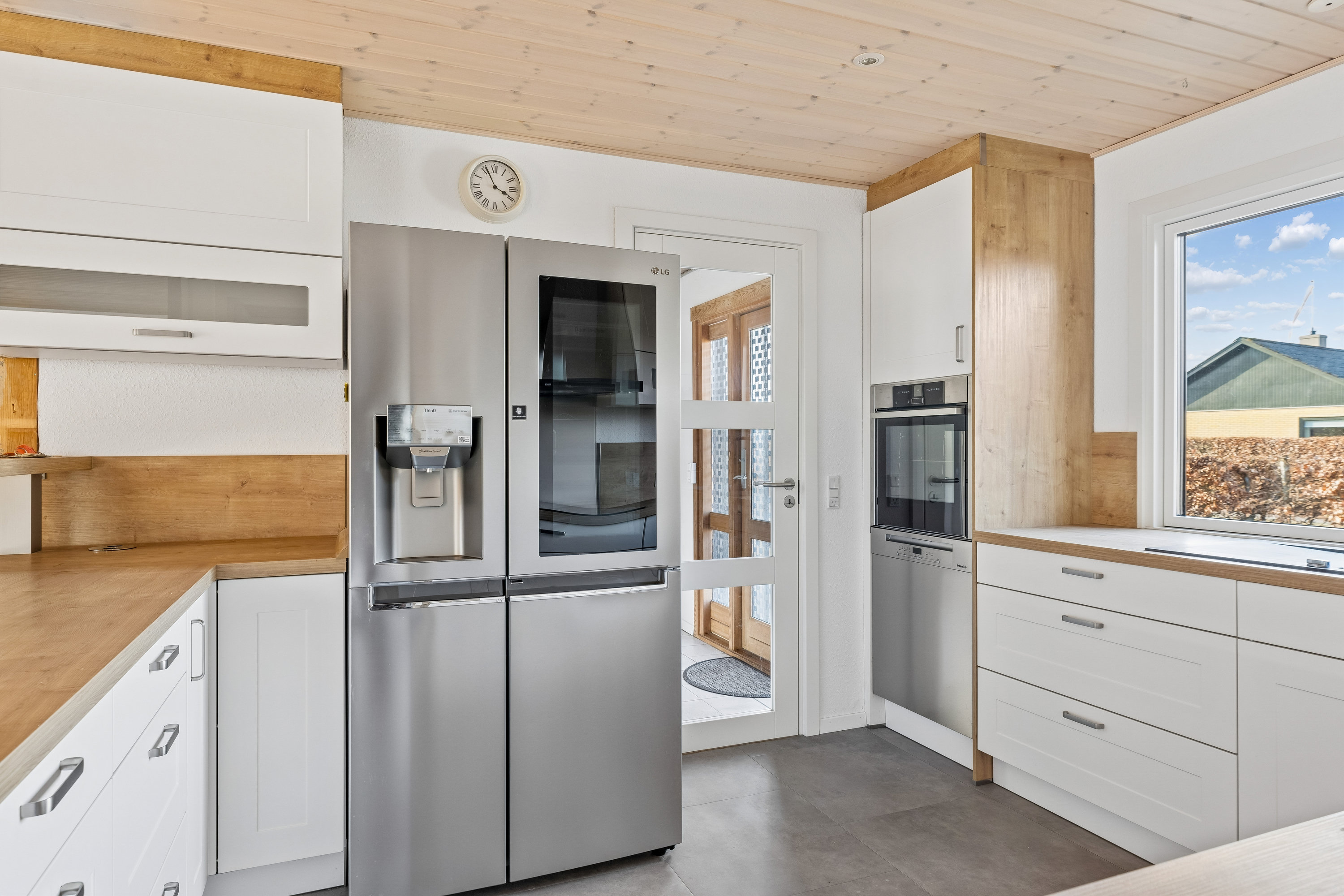 Fremhævet køkken billede i fuldskærmstilstand. Billede af Svangkærvej 5, Smedeby, 6340 Kruså