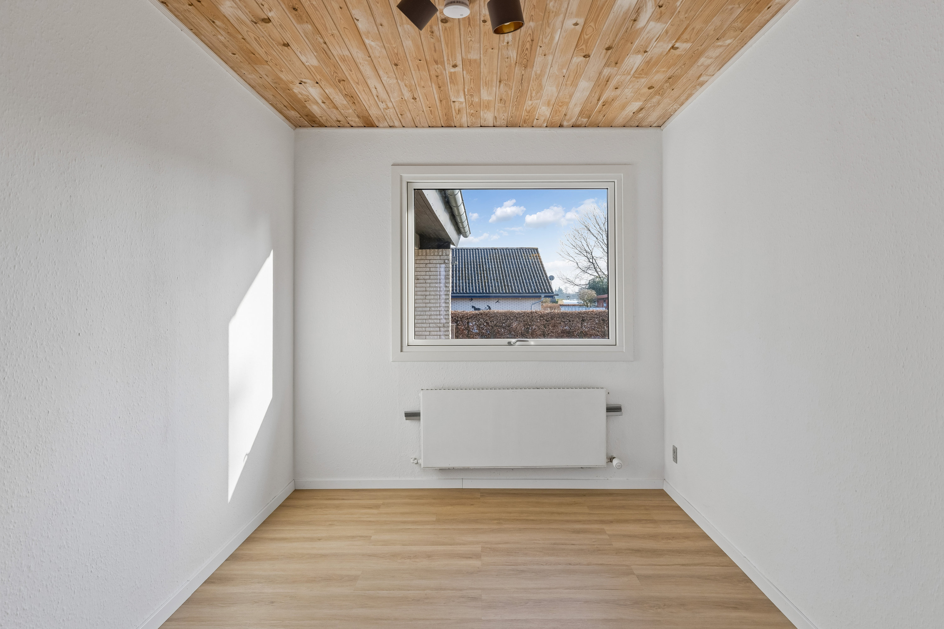 Fremhævet værelse billede i fuldskærmstilstand. Billede af Svangkærvej 5, Smedeby, 6340 Kruså