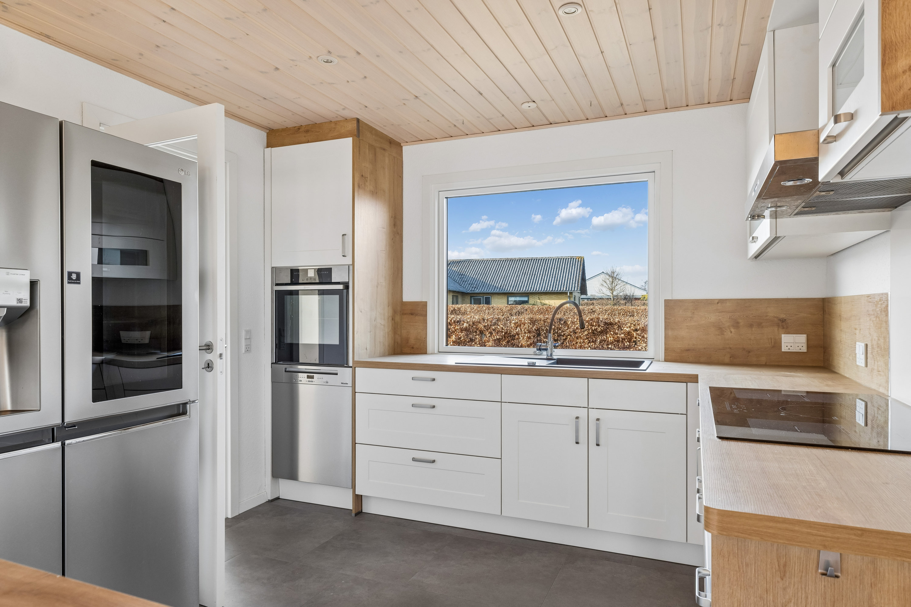 Miniaturebillede 2: køkken. Billede af Svangkærvej 5, Smedeby, 6340 Kruså