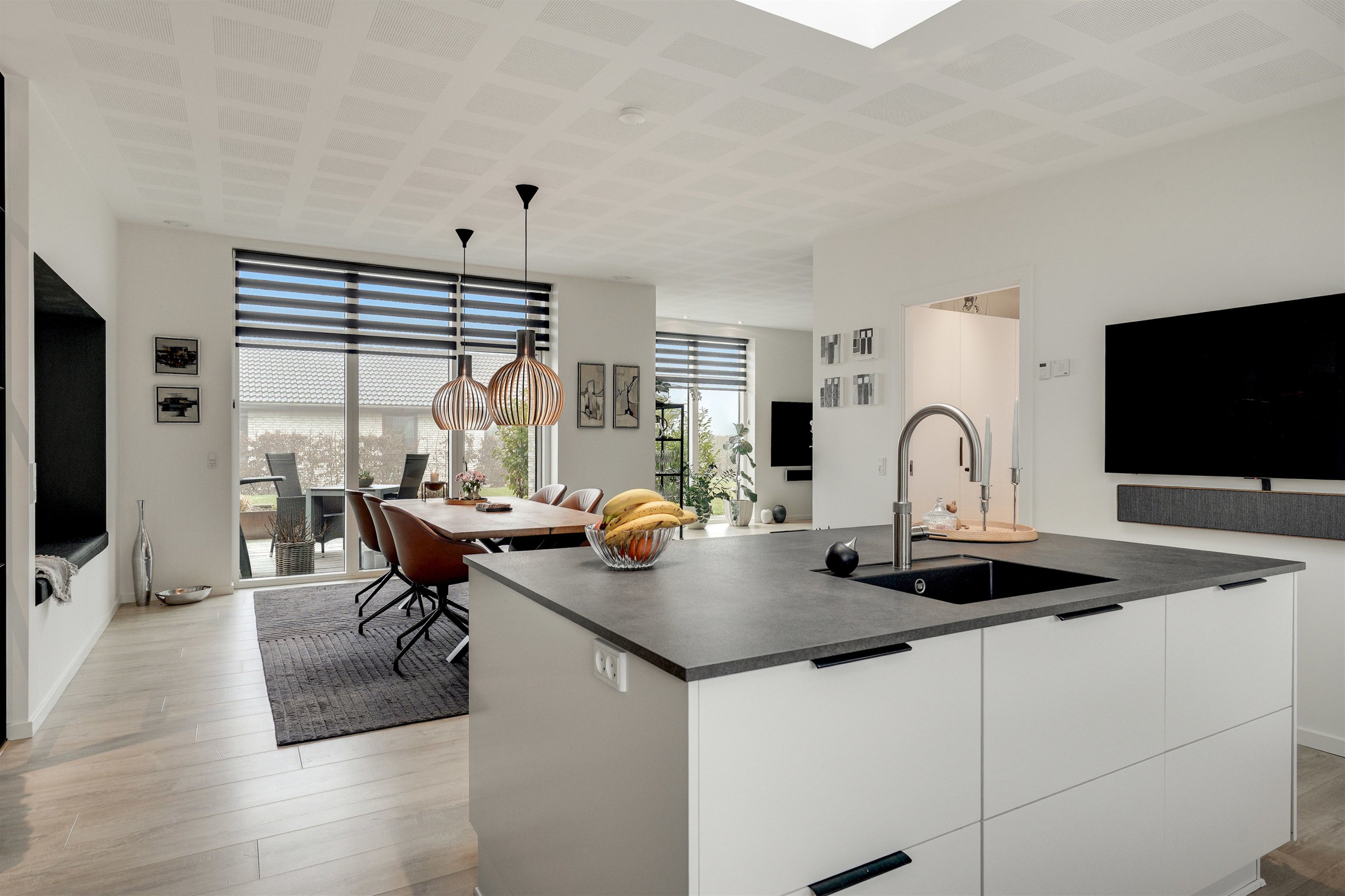 Fremhævet køkken billede i fuldskærmstilstand. Billede af Søholm Parkvej 45, Glamsbjerg, 5620 Glamsbjerg