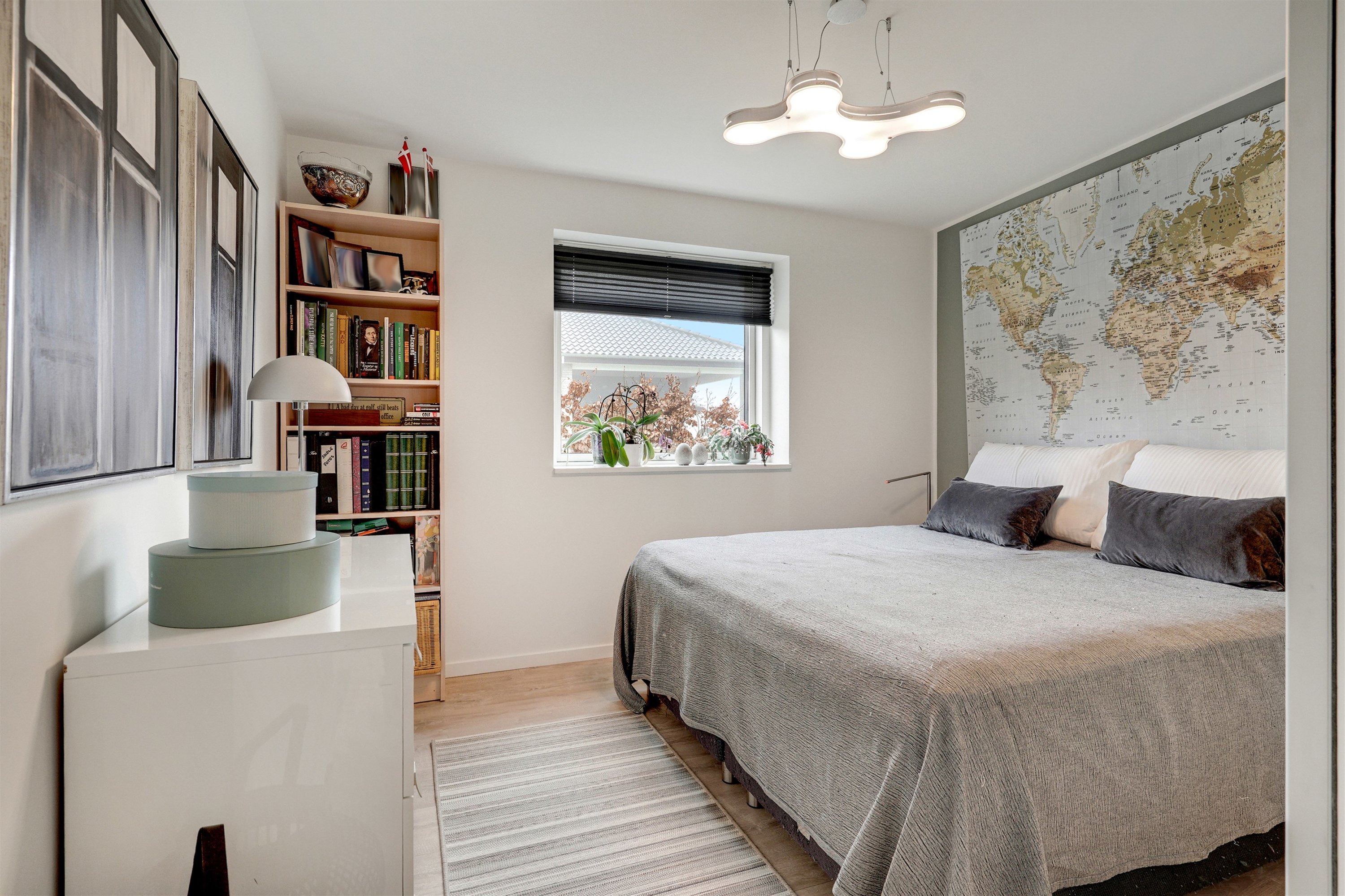 Fremhævet soveværelse billede i fuldskærmstilstand. Billede af Søholm Parkvej 45, Glamsbjerg, 5620 Glamsbjerg