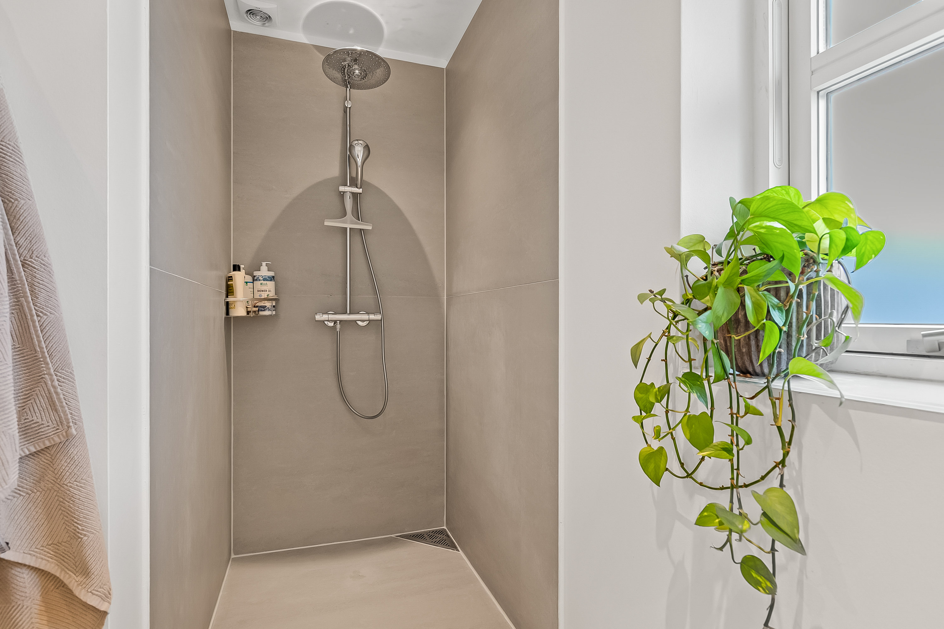 Fremhævet badeværelse billede i fuldskærmstilstand. Billede af Erritsø Bygade 48, Erritsø, 7000 Fredericia