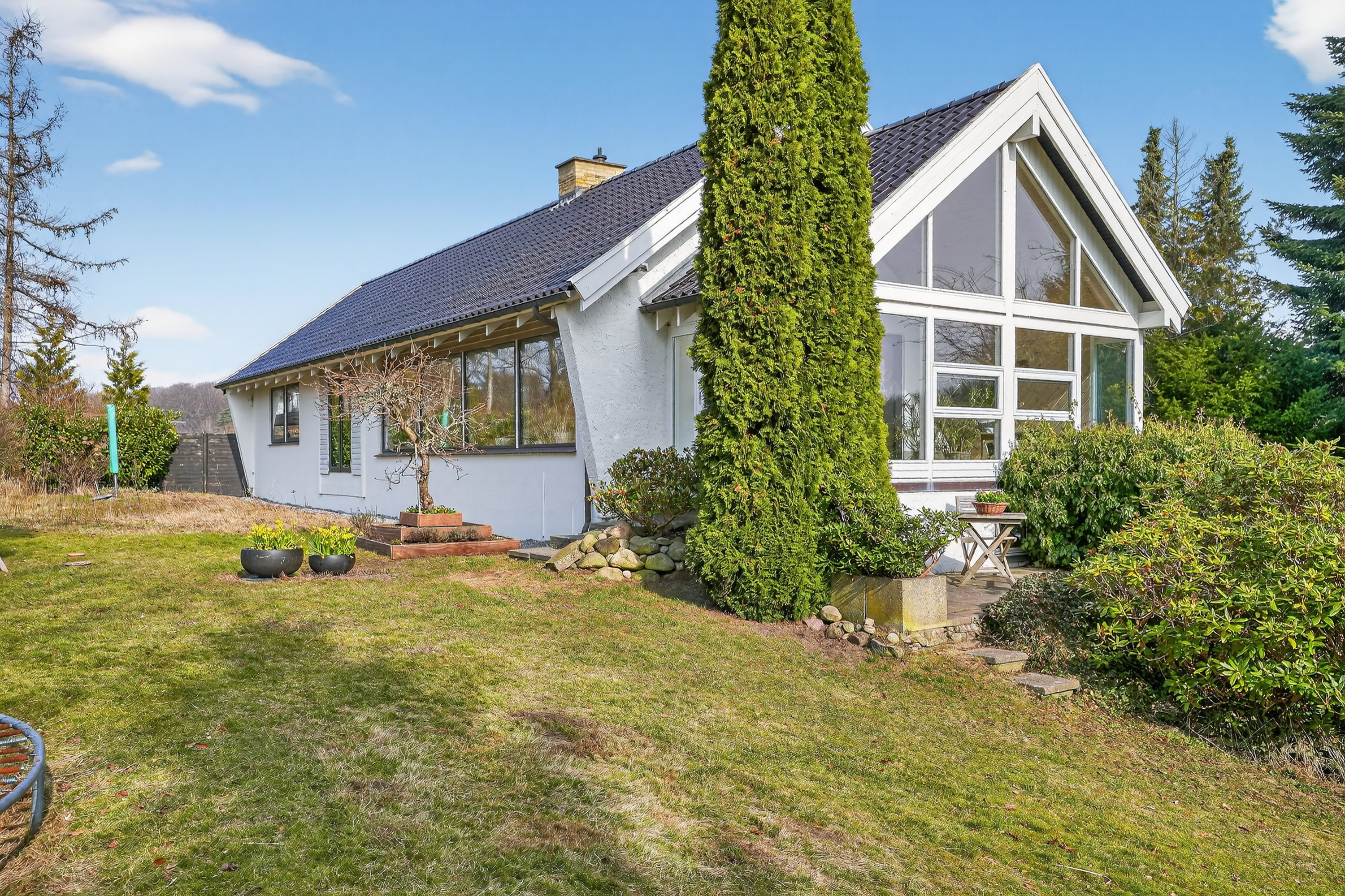 Fremhævet ejendommen billede i fuldskærmstilstand. Billede af Elmebakken 8, Gadevang, 3400 Hillerød