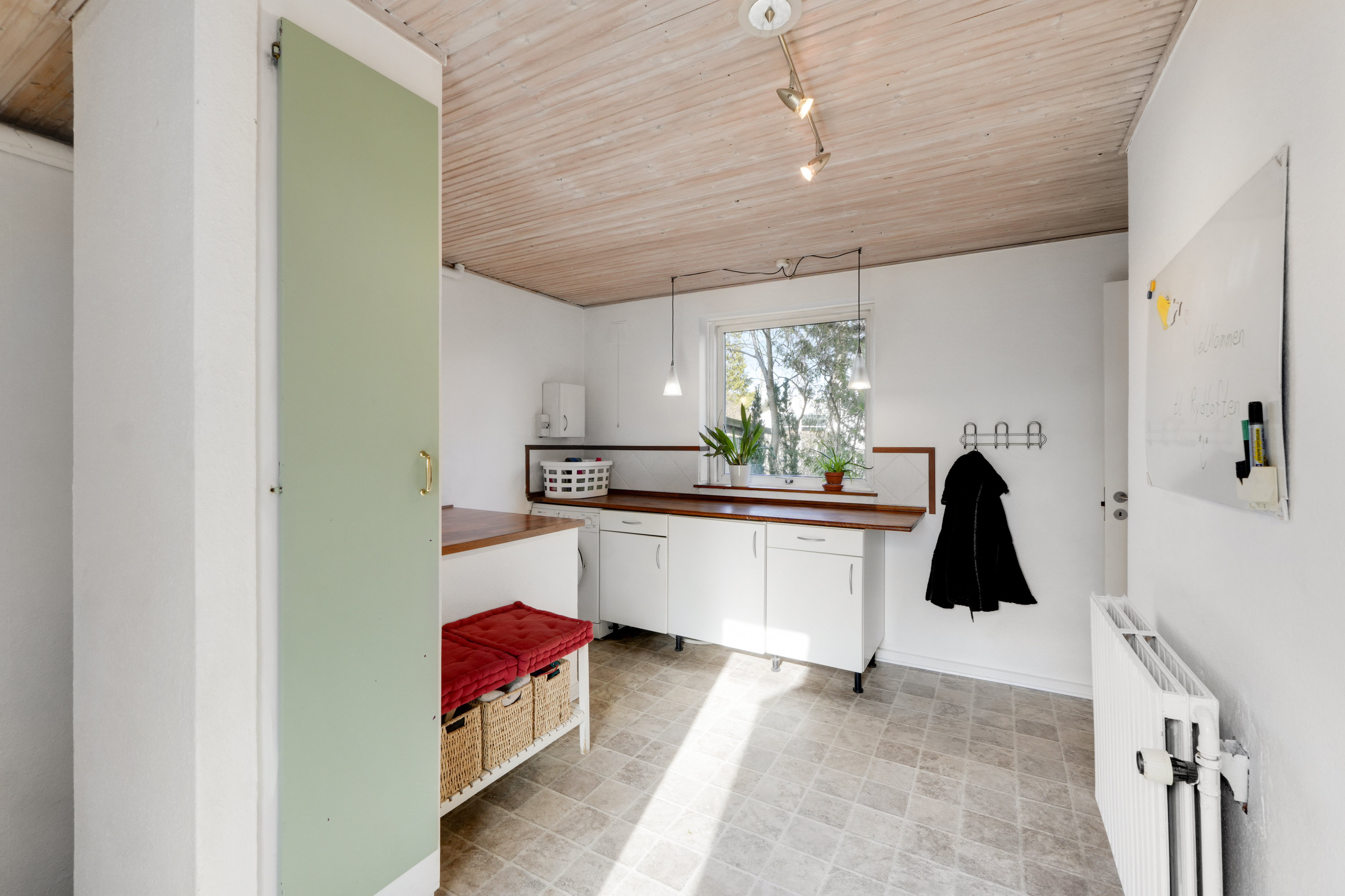 Fremhævet gang billede i fuldskærmstilstand. Billede af Rydtoften 32, 2750 Ballerup