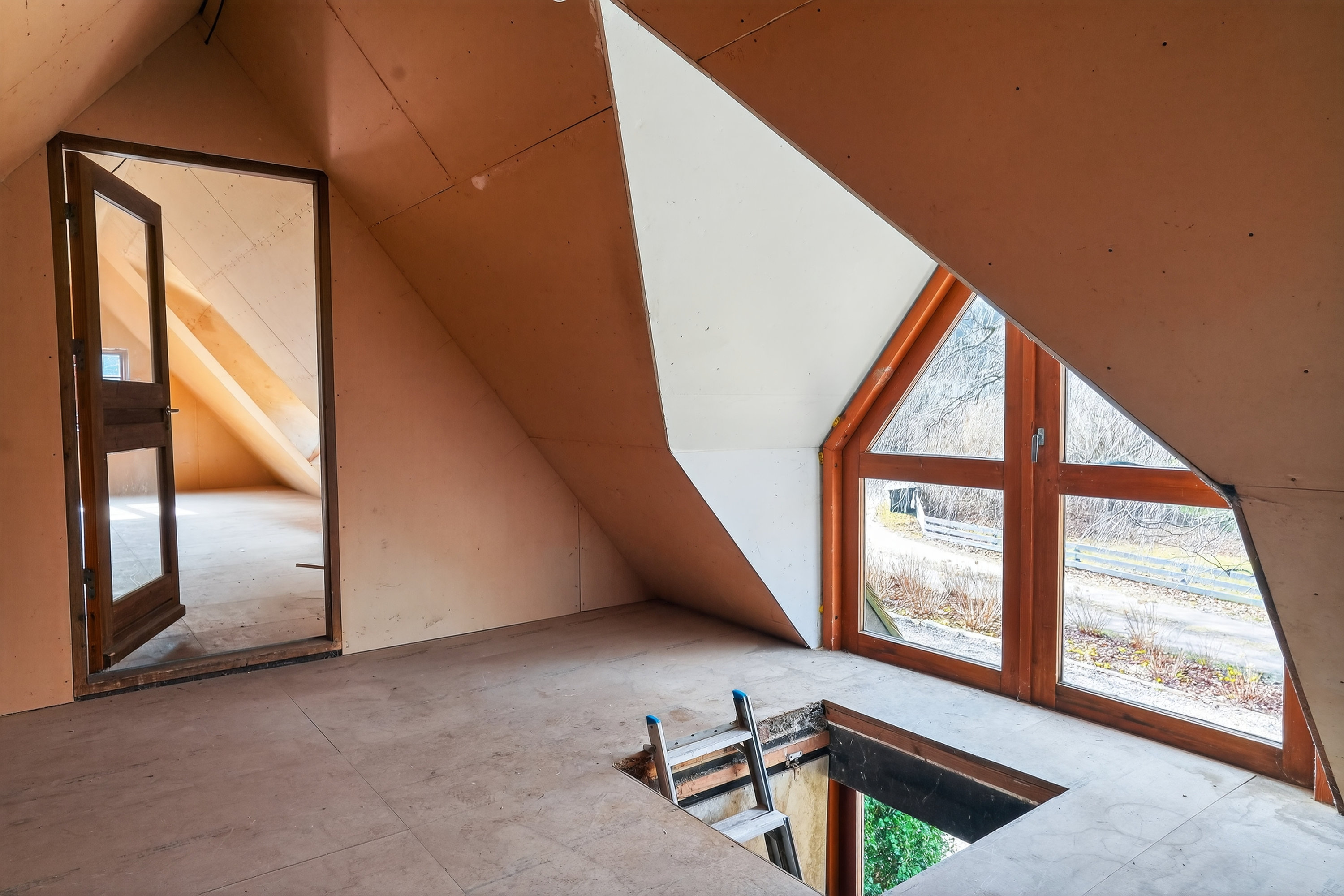 Fremhævet loft billede i fuldskærmstilstand. Billede af Hovmosevej 19, Gadevang, 3400 Hillerød