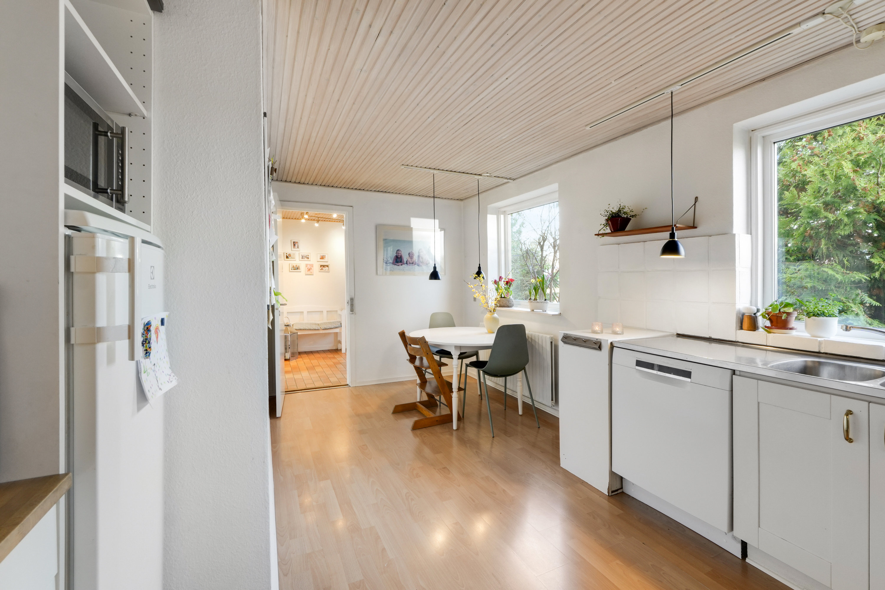 Fremhævet køkken billede i fuldskærmstilstand. Billede af Rydtoften 32, 2750 Ballerup