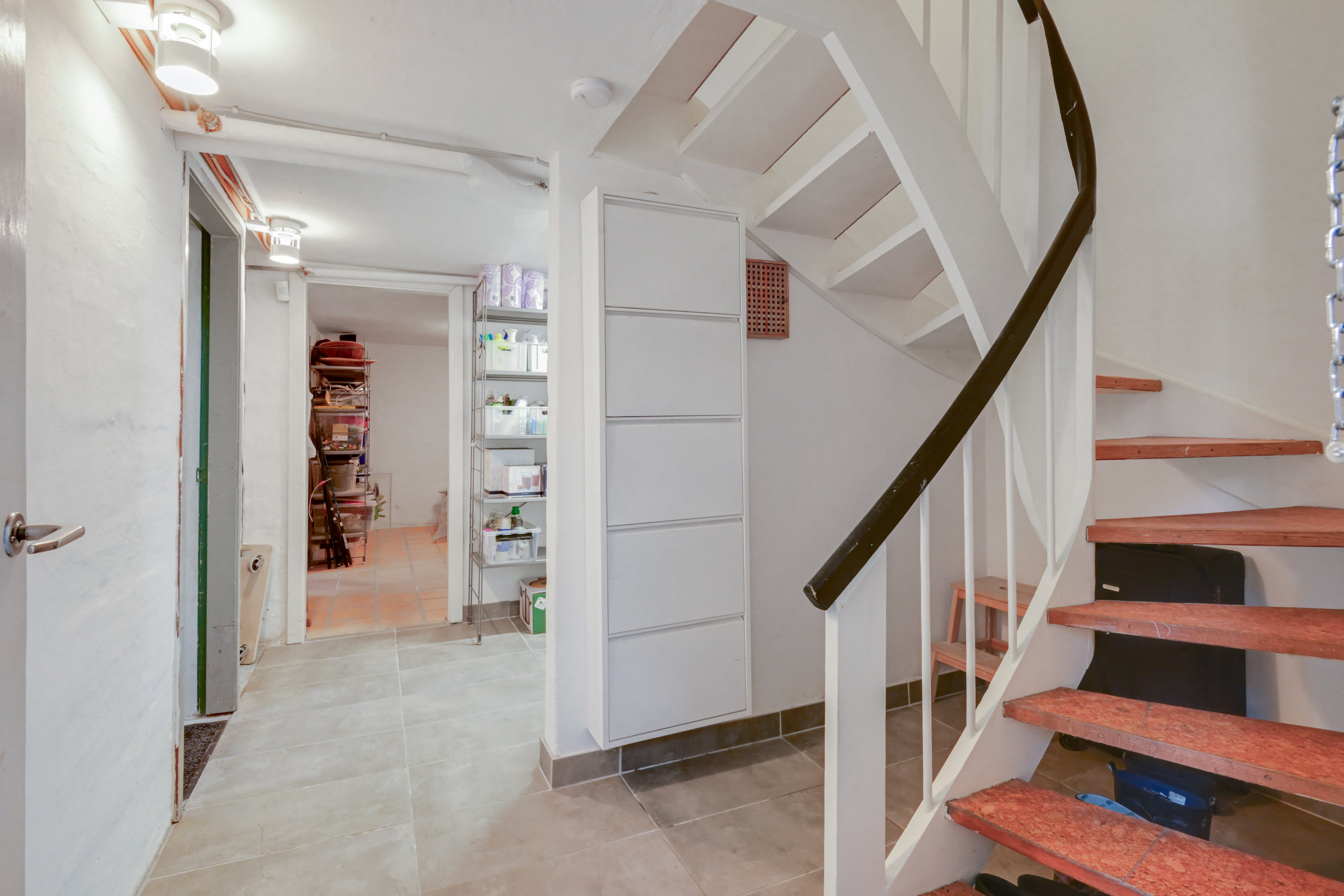 Fremhævet trappe billede i fuldskærmstilstand. Billede af Soldraget 34, 3460 Birkerød