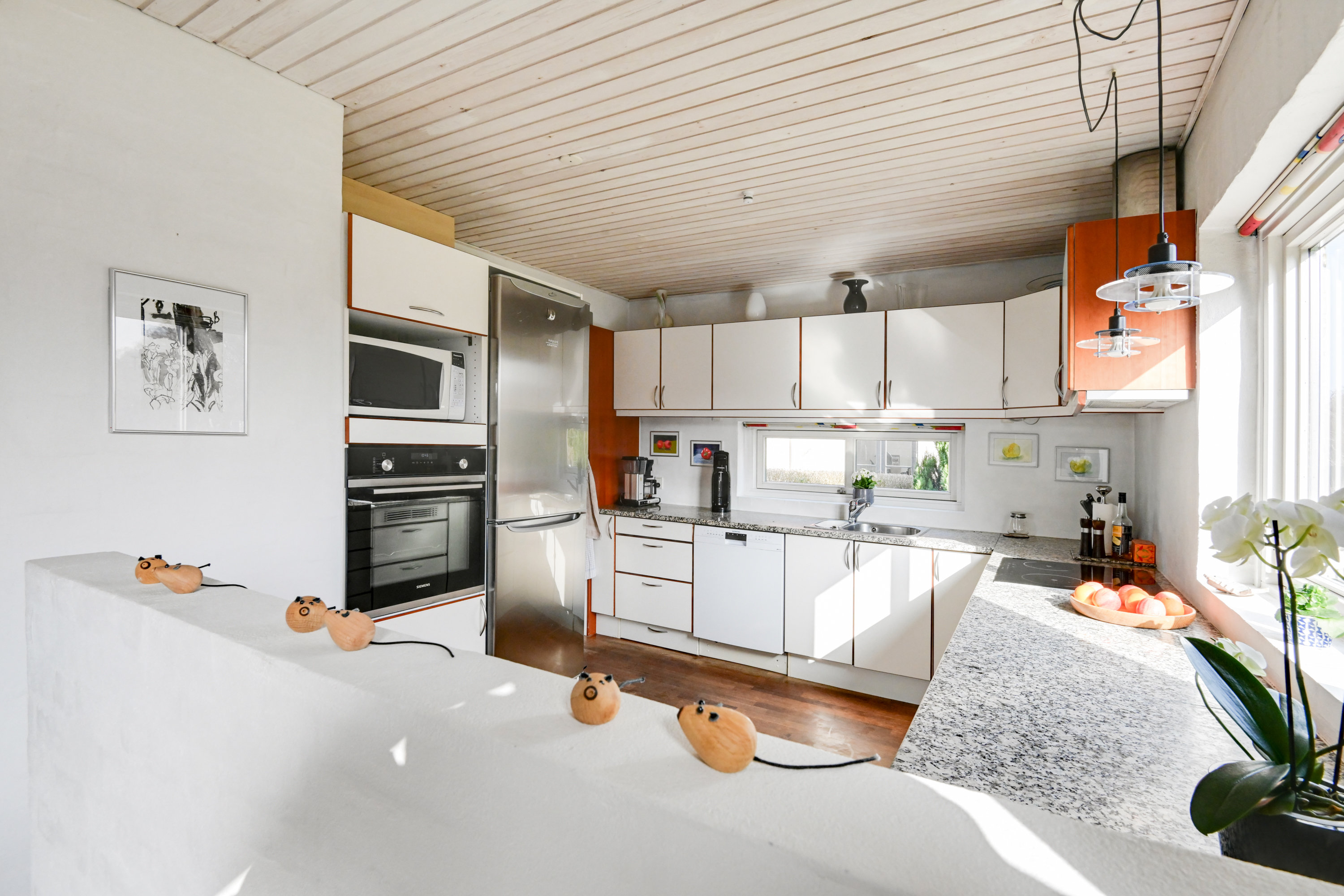 Fremhævet køkken billede i fuldskærmstilstand. Billede af Soldraget 34, 3460 Birkerød