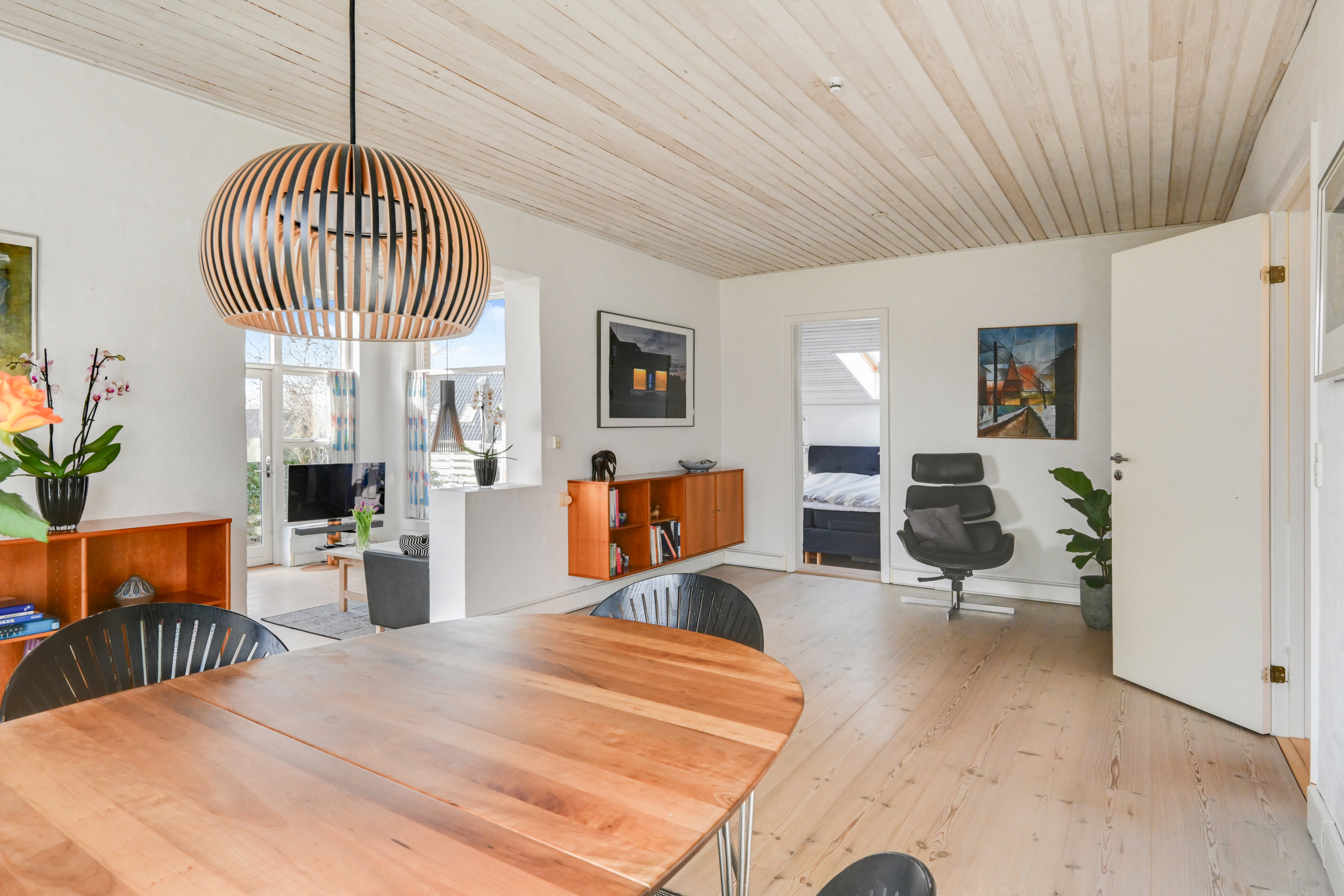 Fremhævet stue billede i fuldskærmstilstand. Billede af Soldraget 34, 3460 Birkerød