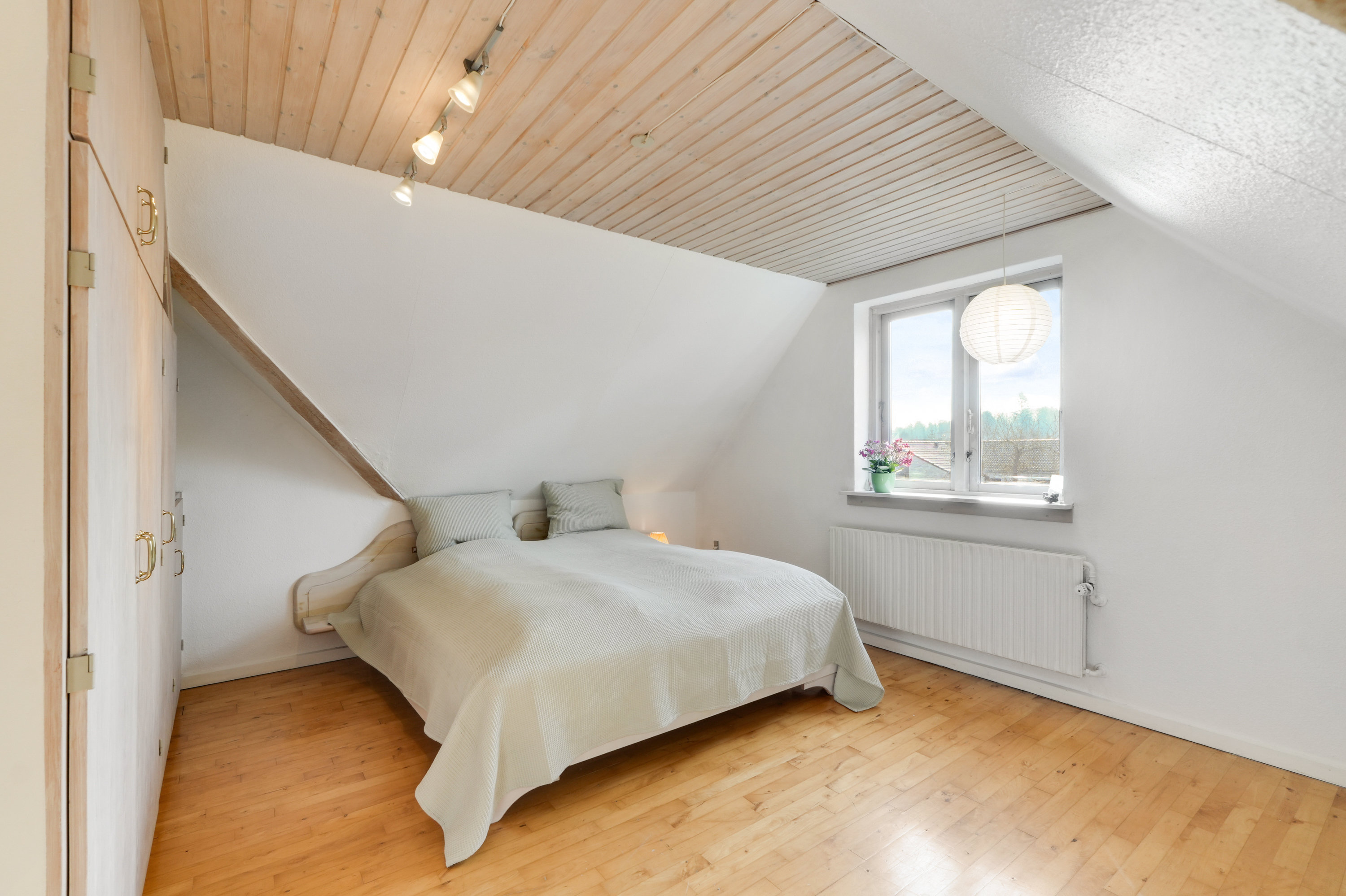 Fremhævet soveværelse billede i fuldskærmstilstand. Billede af Rydtoften 32, 2750 Ballerup