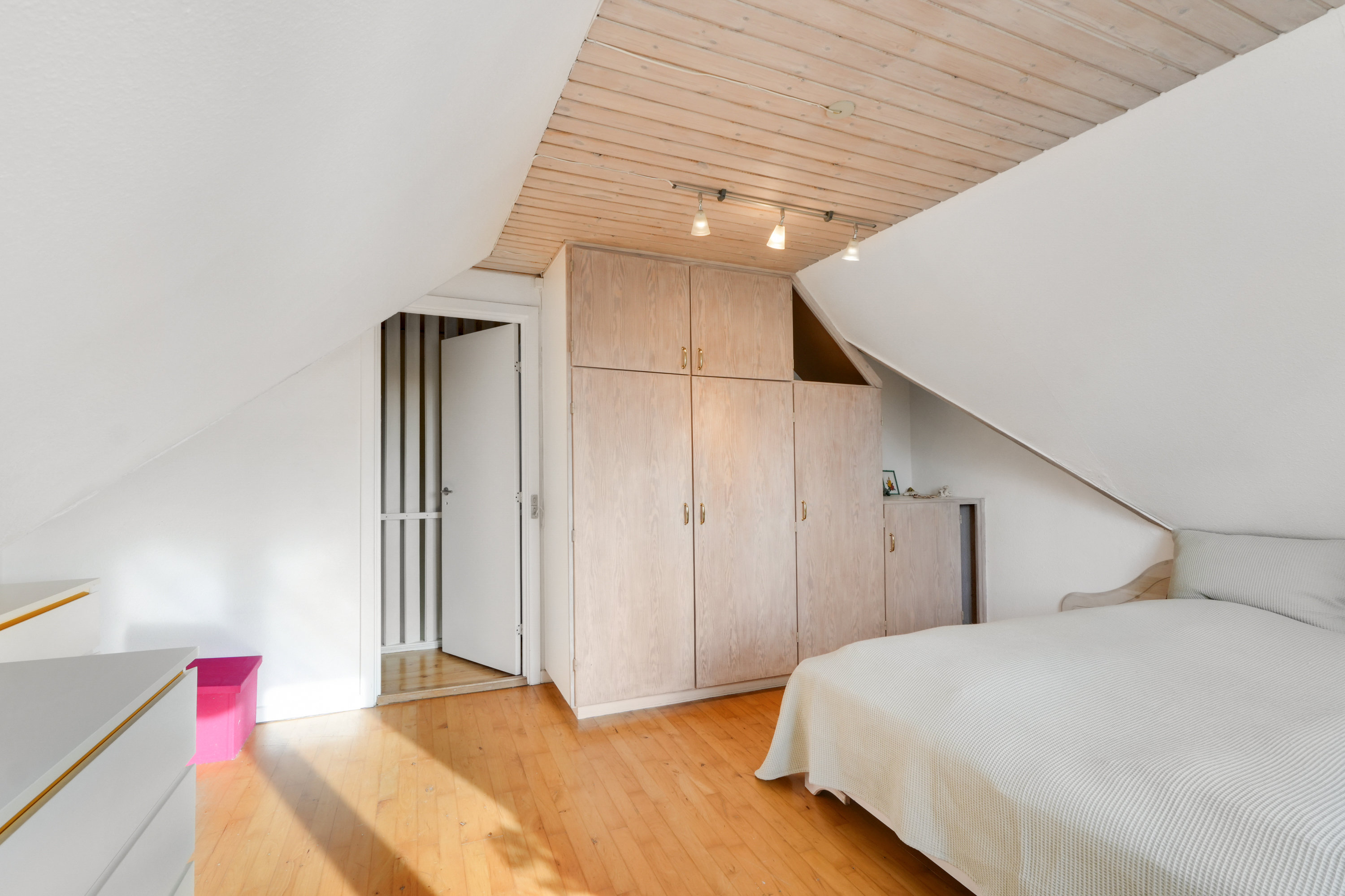 Fremhævet soveværelse billede i fuldskærmstilstand. Billede af Rydtoften 32, 2750 Ballerup