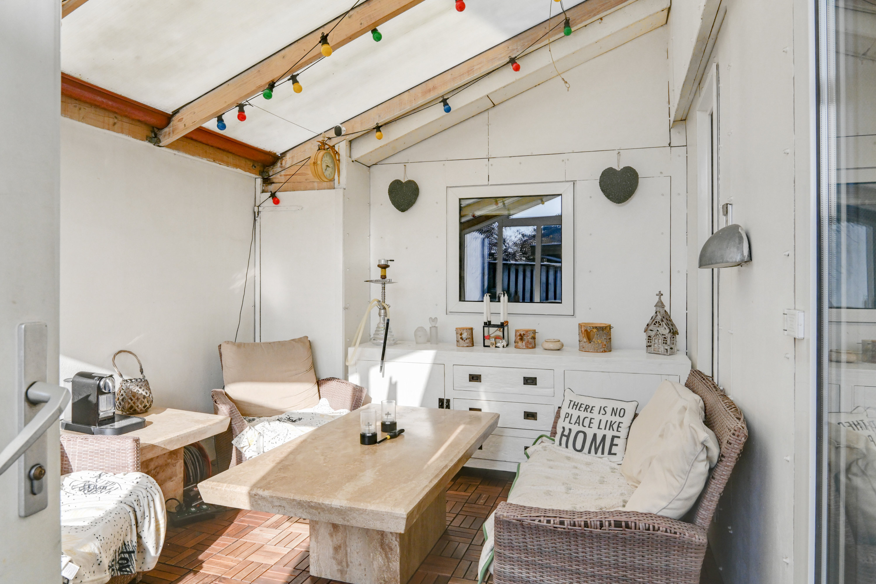 Fremhævet stue billede i fuldskærmstilstand. Billede af Lille Strandvej 3, 2635 Ishøj