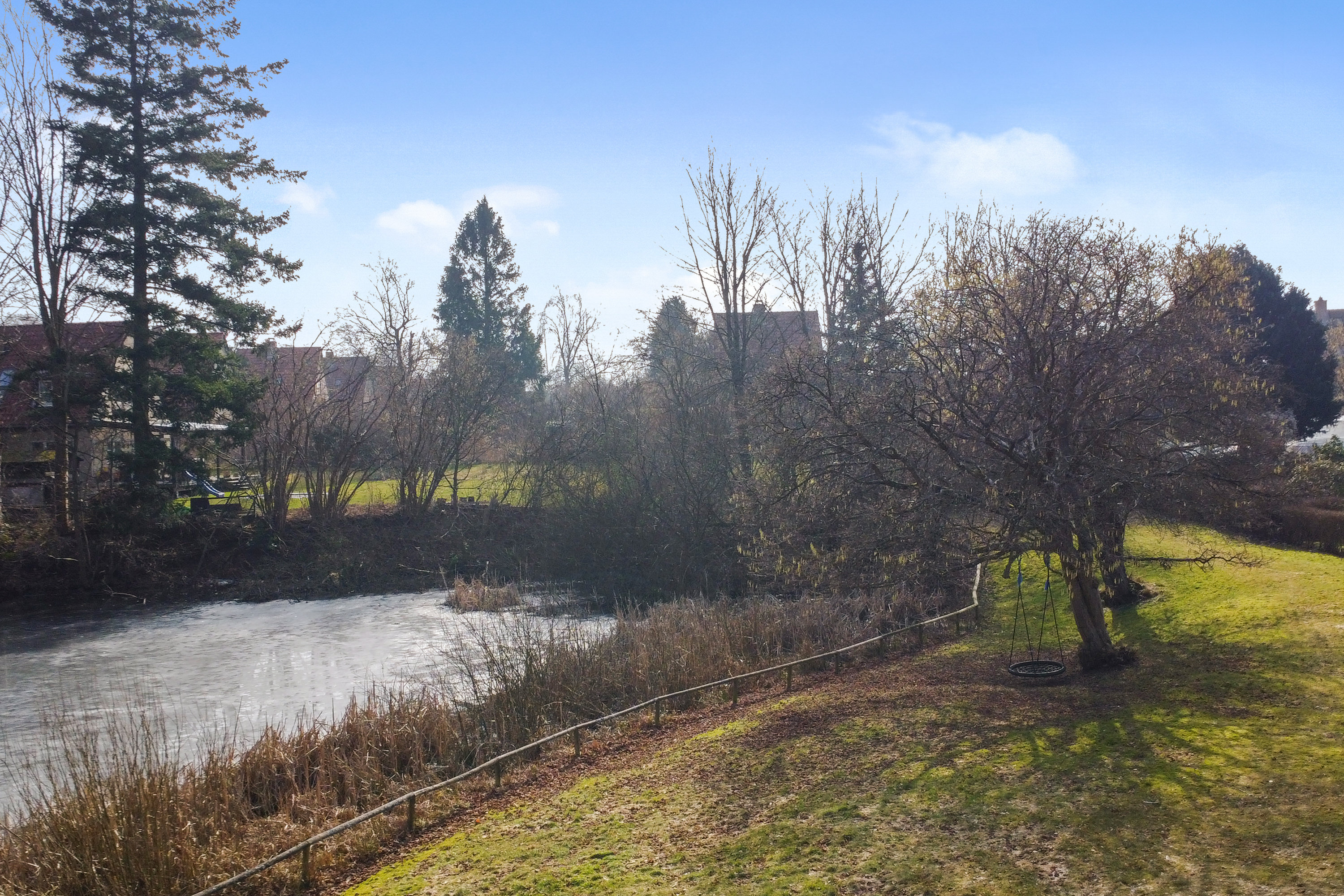 Fremhævet have billede i fuldskærmstilstand. Billede af Soldraget 34, 3460 Birkerød