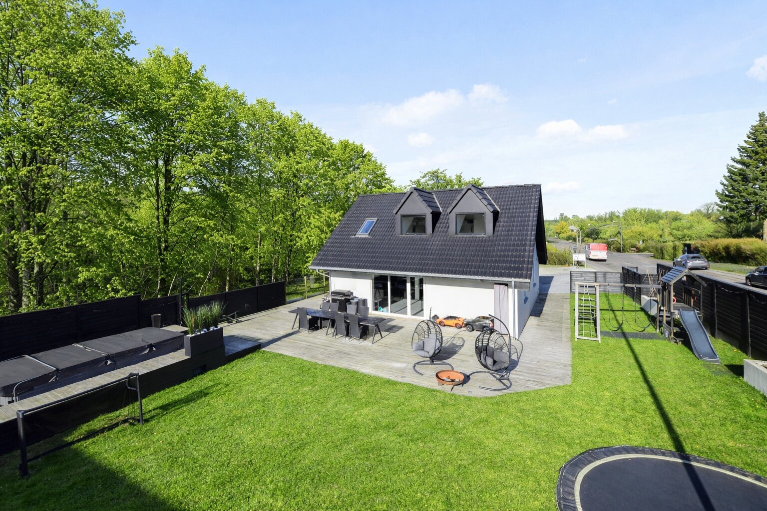 Fremhævet  billede i fuldskærmstilstand. Billede af Brydegårdsvej 37, 2760 Måløv