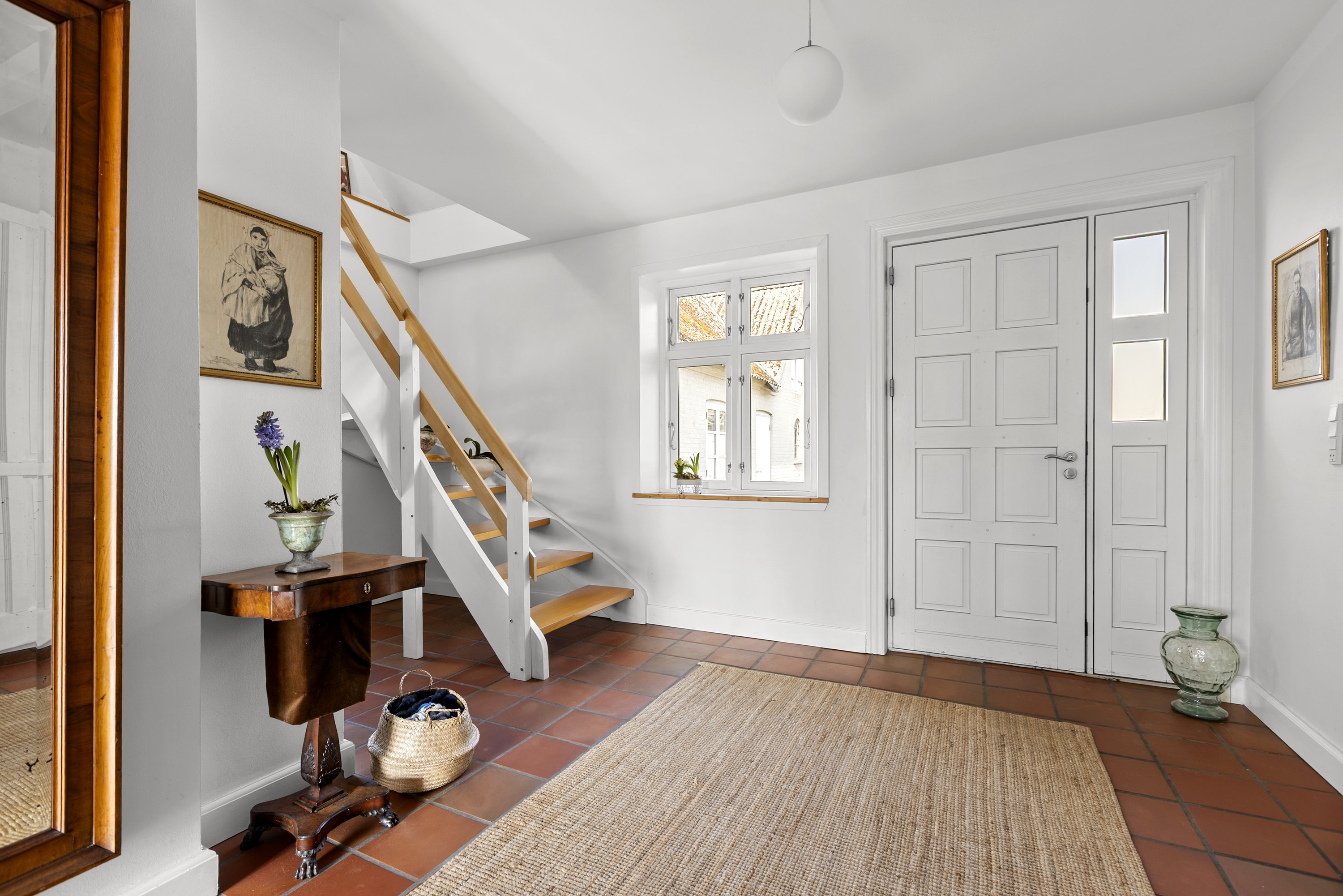 Fremhævet entré billede i fuldskærmstilstand. Billede af Nordvejen 3, Vellerup, 4050 Skibby