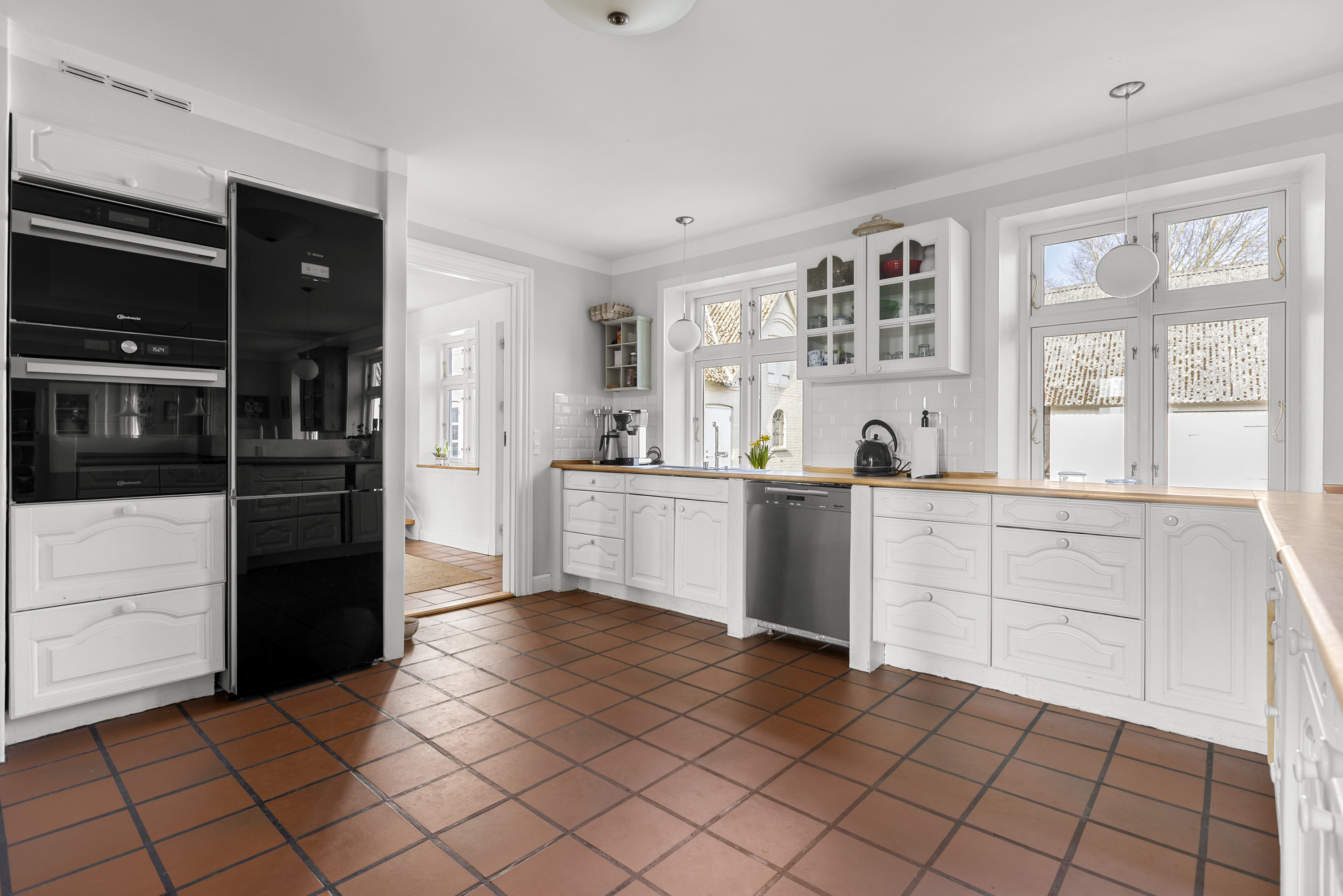 Fremhævet køkken billede i fuldskærmstilstand. Billede af Nordvejen 3, Vellerup, 4050 Skibby