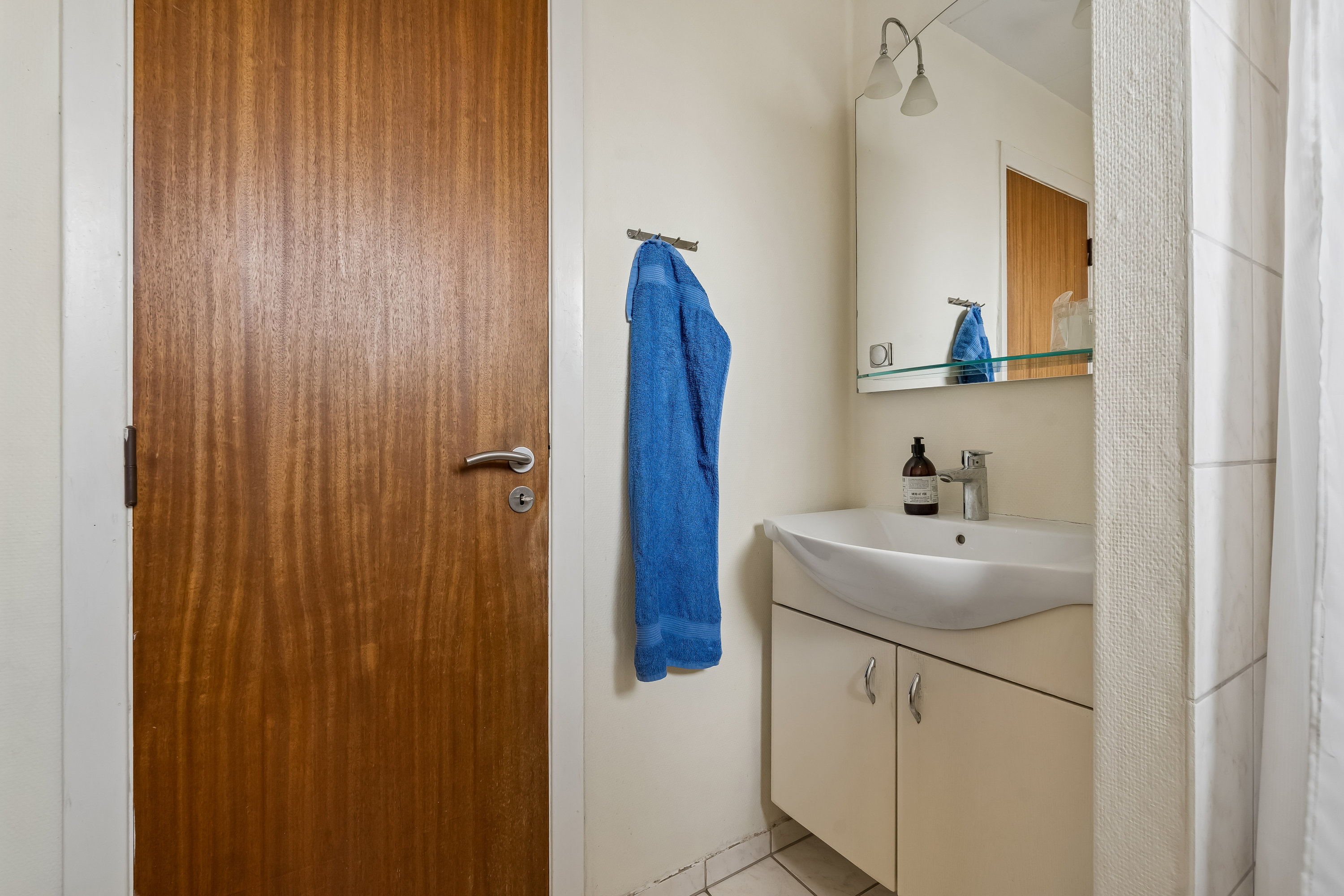 Fremhævet badeværelse billede i fuldskærmstilstand. Billede af Spættevej 1, Ø Snede, 8723 Løsning