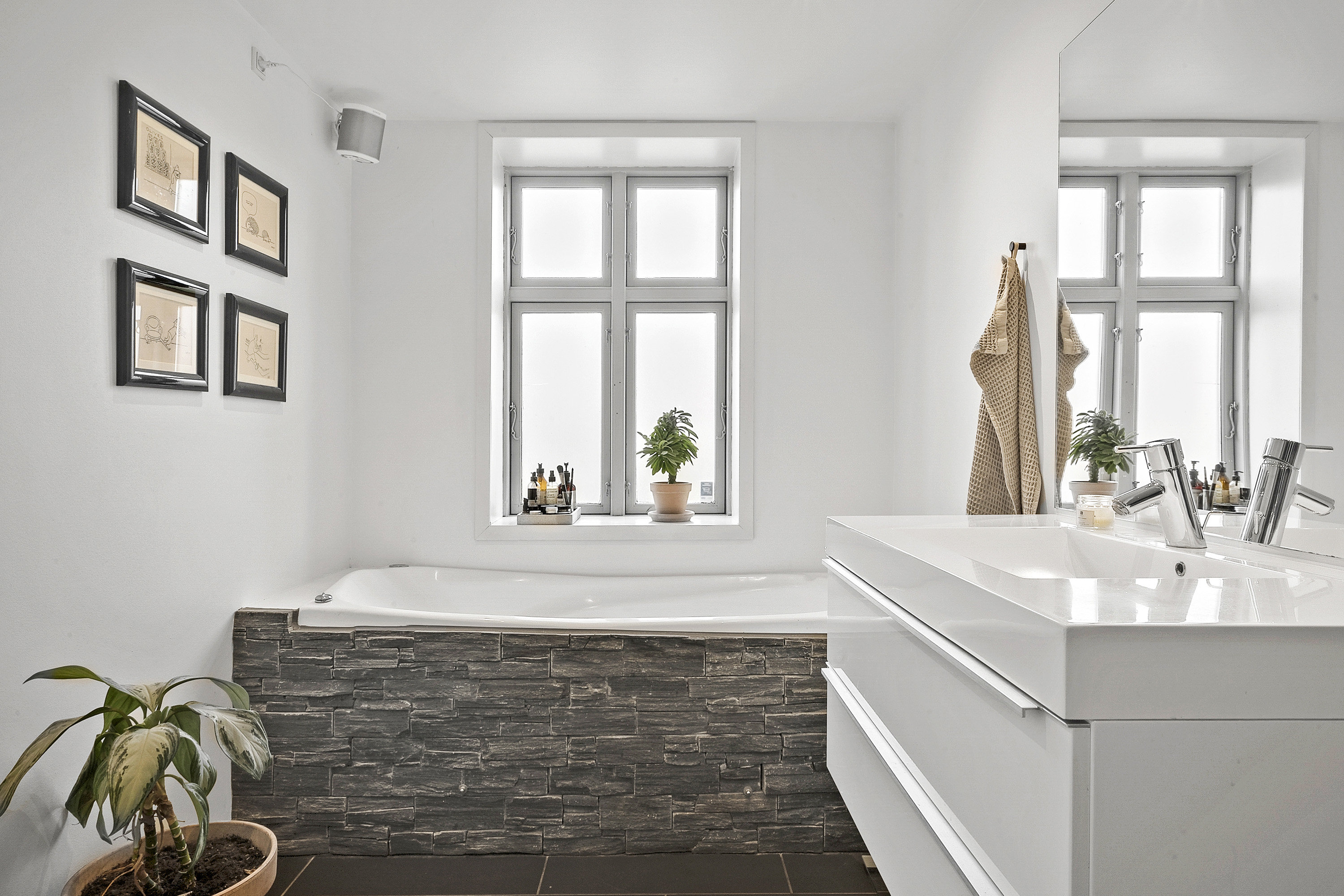 Fremhævet  billede i fuldskærmstilstand. Billede af Vesterløkke 24, 6091 Bjert