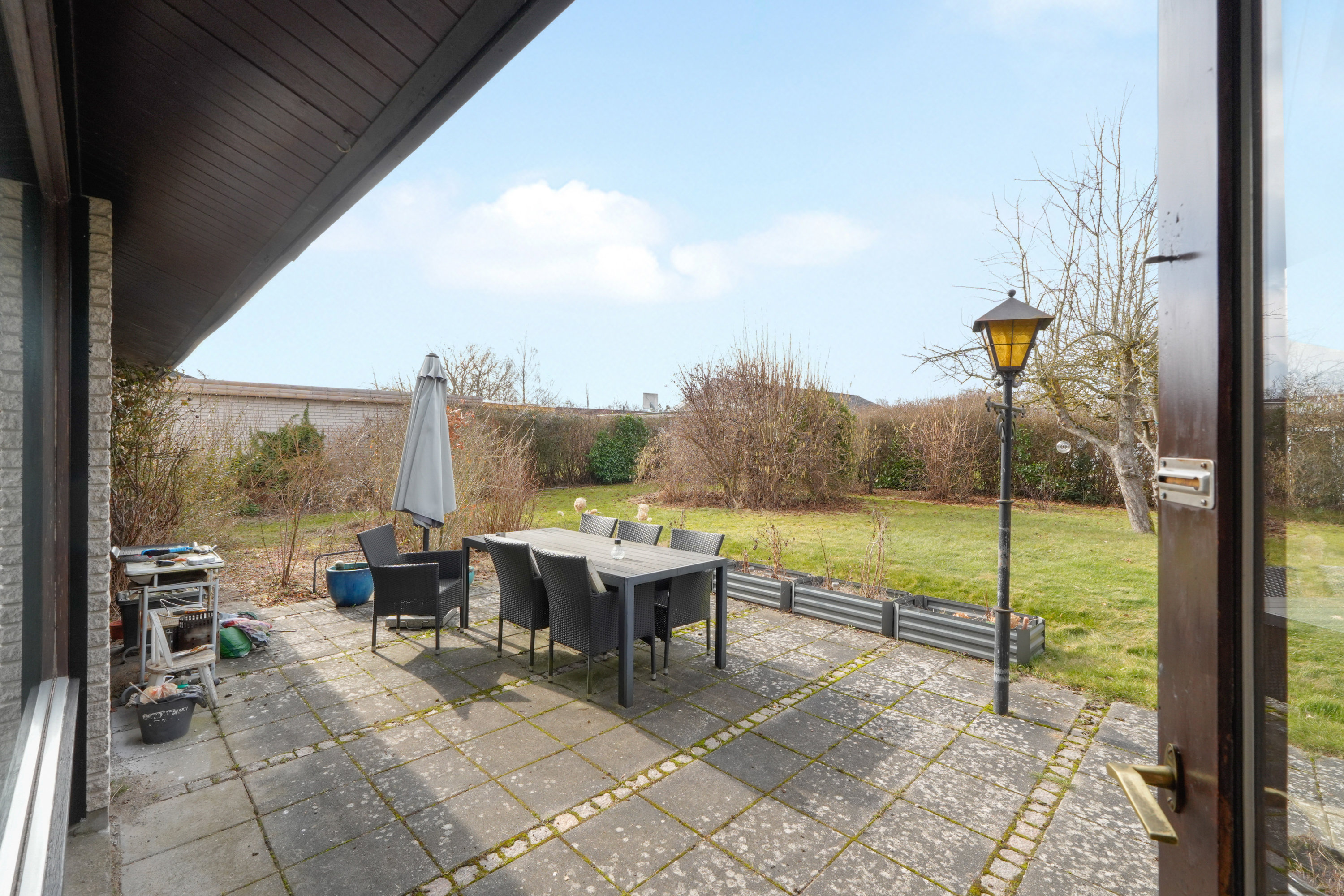 Fremhævet terrasse billede i fuldskærmstilstand. Billede af Bueparken 64, 2750 Ballerup