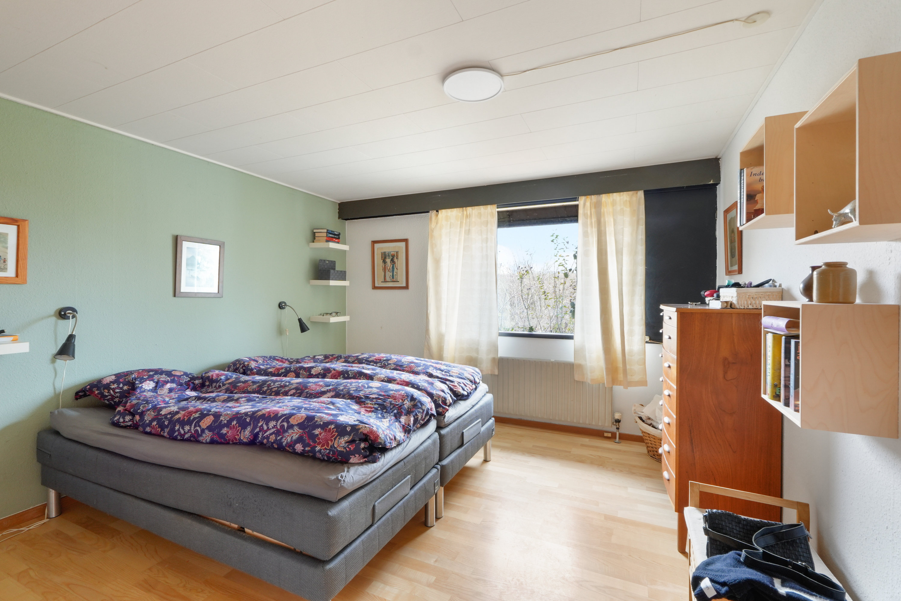 Fremhævet soveværelse billede i fuldskærmstilstand. Billede af Bueparken 64, 2750 Ballerup