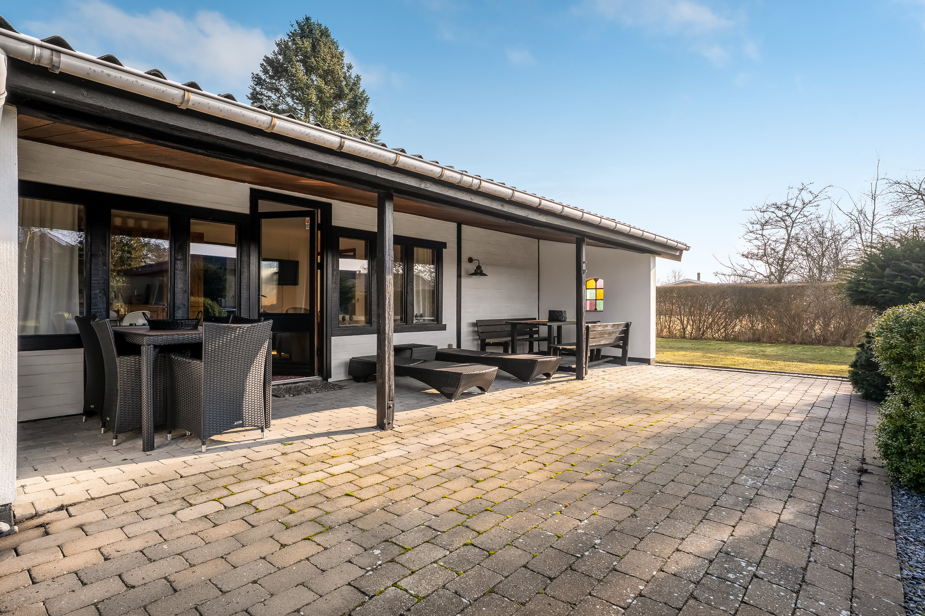 Fremhævet terrasse billede i fuldskærmstilstand. Billede af Løvstræde 9, Hummingen, 4983 Dannemare