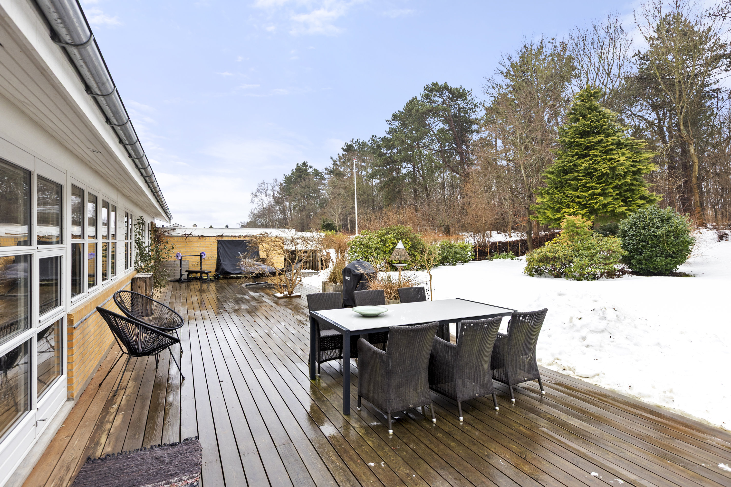 Fremhævet terrasse billede i fuldskærmstilstand. Billede af Granlystien 23, 4400 Kalundborg