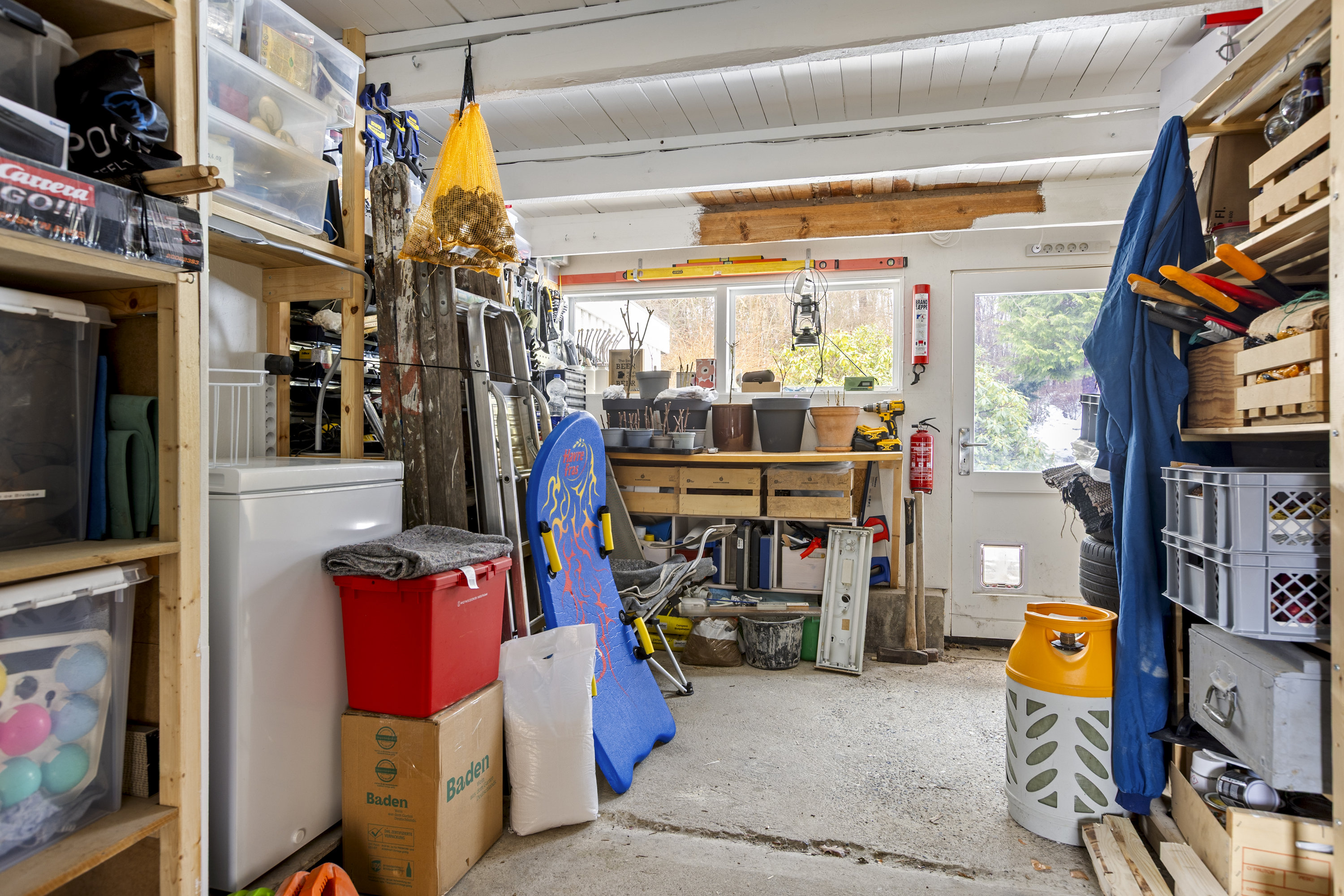 Fremhævet garage billede i fuldskærmstilstand. Billede af Granlystien 23, 4400 Kalundborg