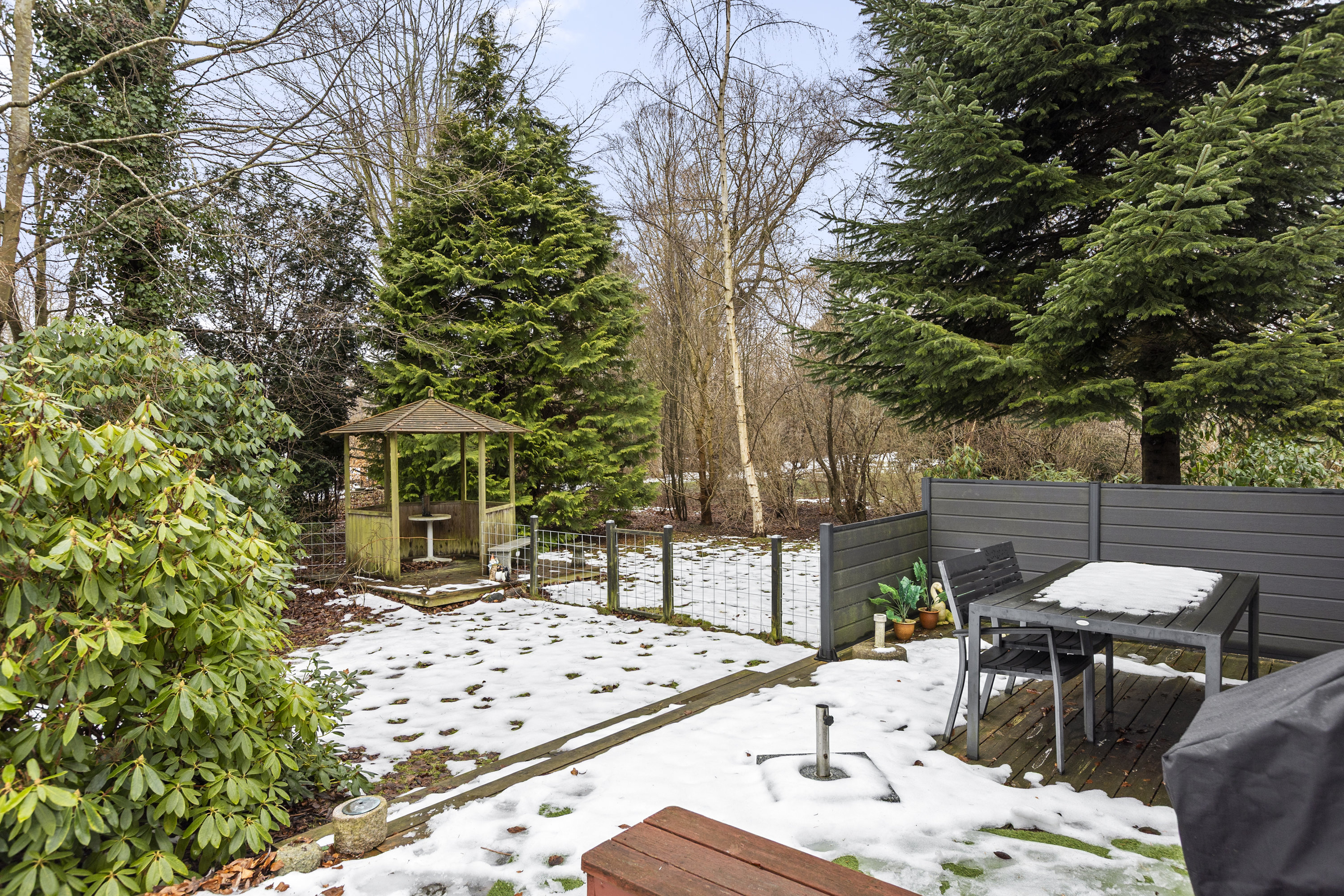 Fremhævet terrasse billede i fuldskærmstilstand. Billede af Strandbjerggårdsvej 29, 4400 Kalundborg