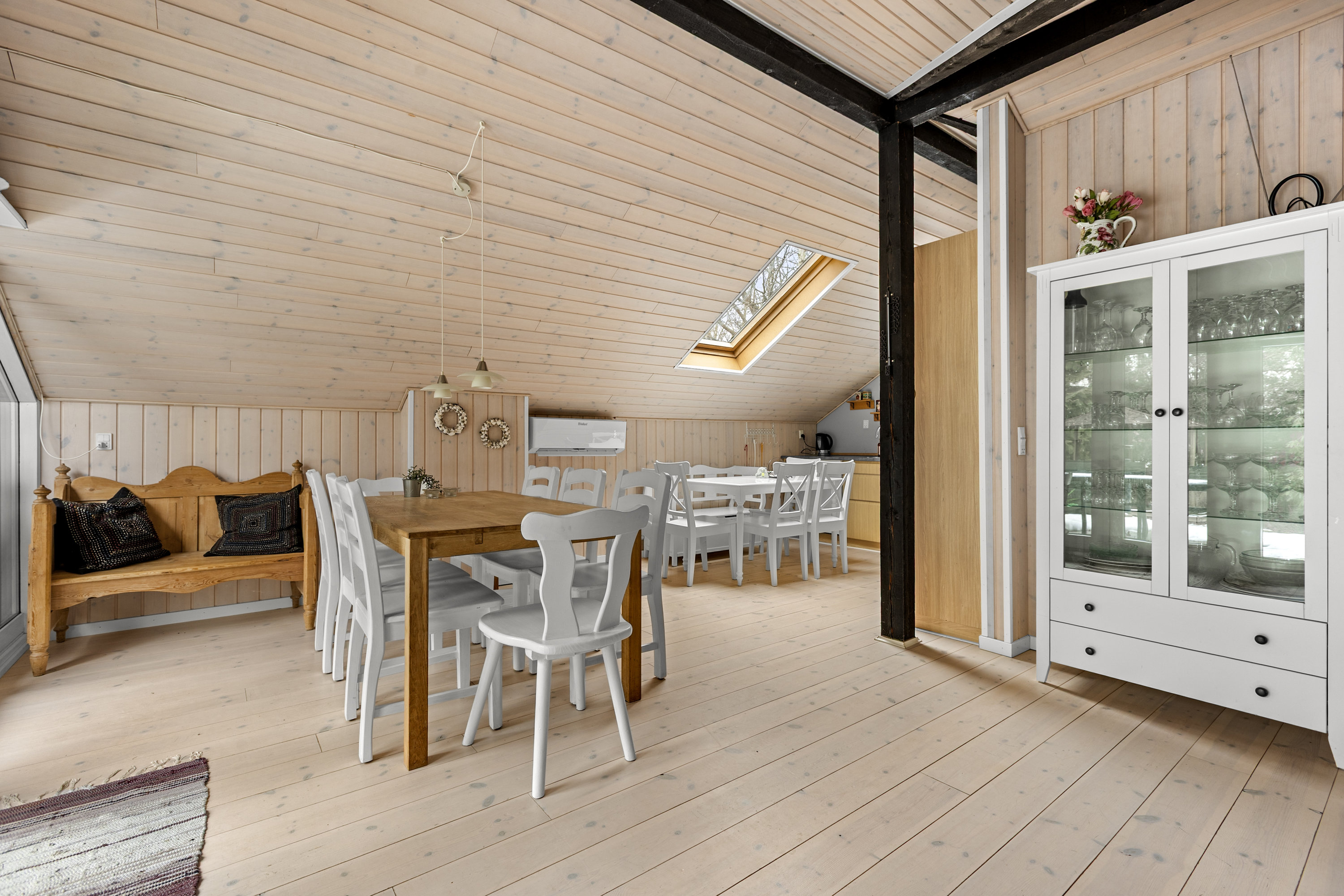 Fremhævet stue billede i fuldskærmstilstand. Billede af Strandbjerggårdsvej 29, 4400 Kalundborg