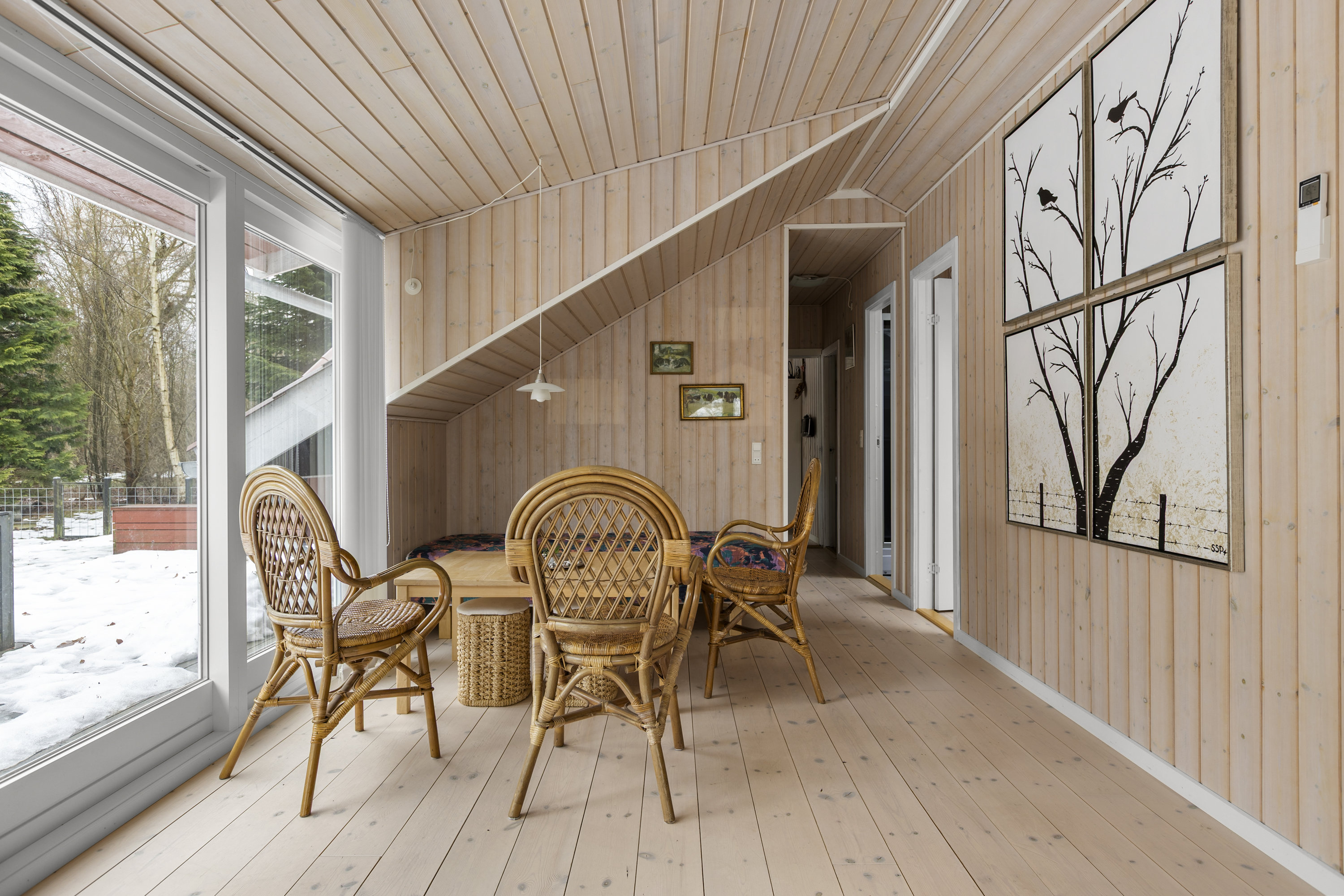 Fremhævet stue billede i fuldskærmstilstand. Billede af Strandbjerggårdsvej 29, 4400 Kalundborg