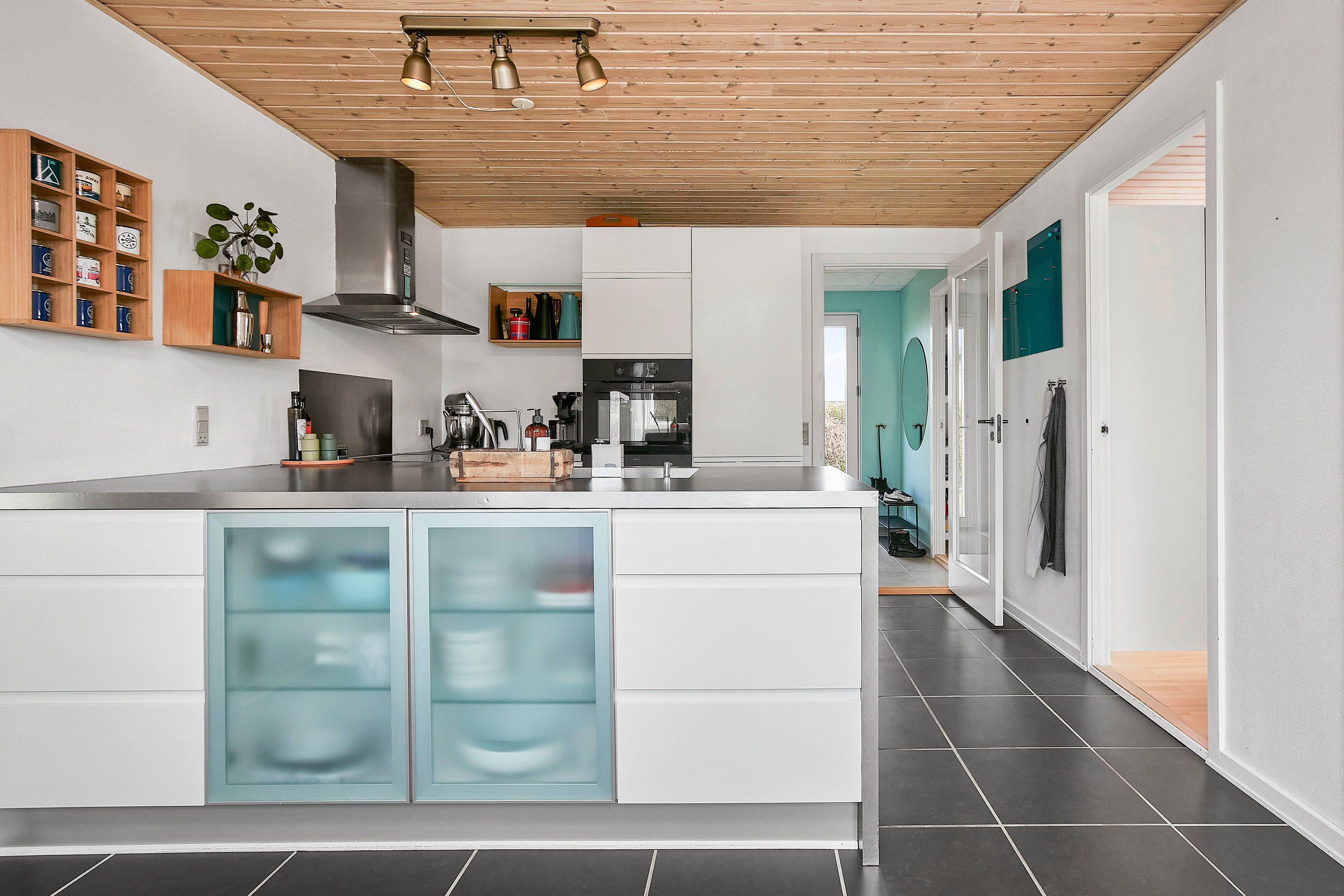 Fremhævet køkken/alrum billede i fuldskærmstilstand. Billede af Krokusvej 77, Tyrsted, 8700 Horsens