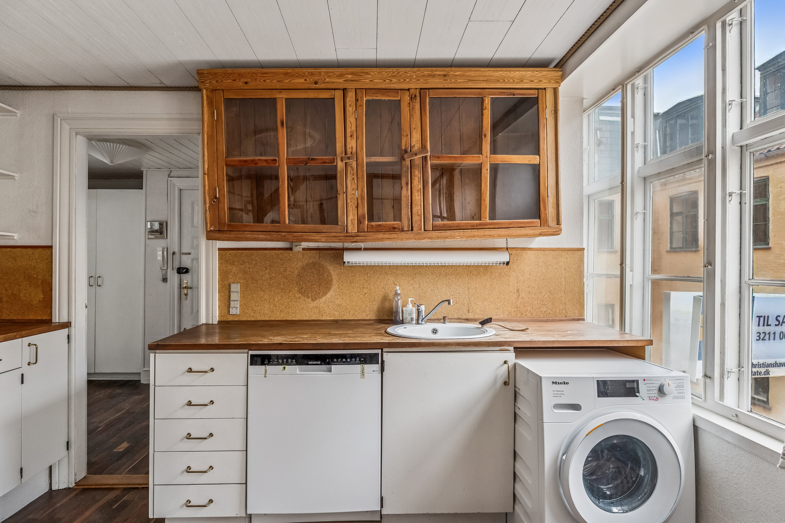 Fremhævet badeværelse billede i fuldskærmstilstand. Billede af Niels Hemmingsens Gade 32, 2. tv., 1153 København K