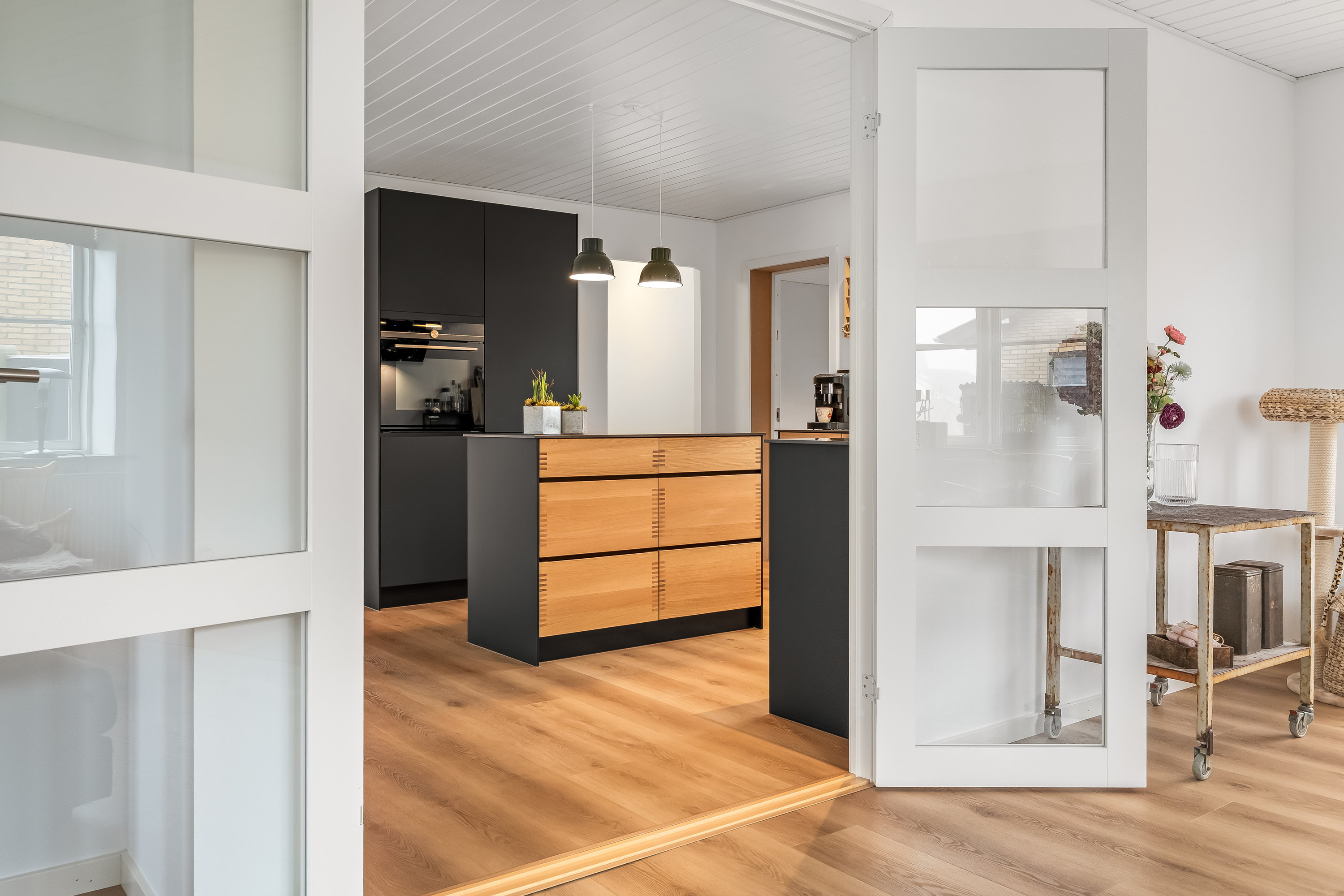 Fremhævet stue billede i fuldskærmstilstand. Billede af Stenshøj 3, 6950 Ringkøbing