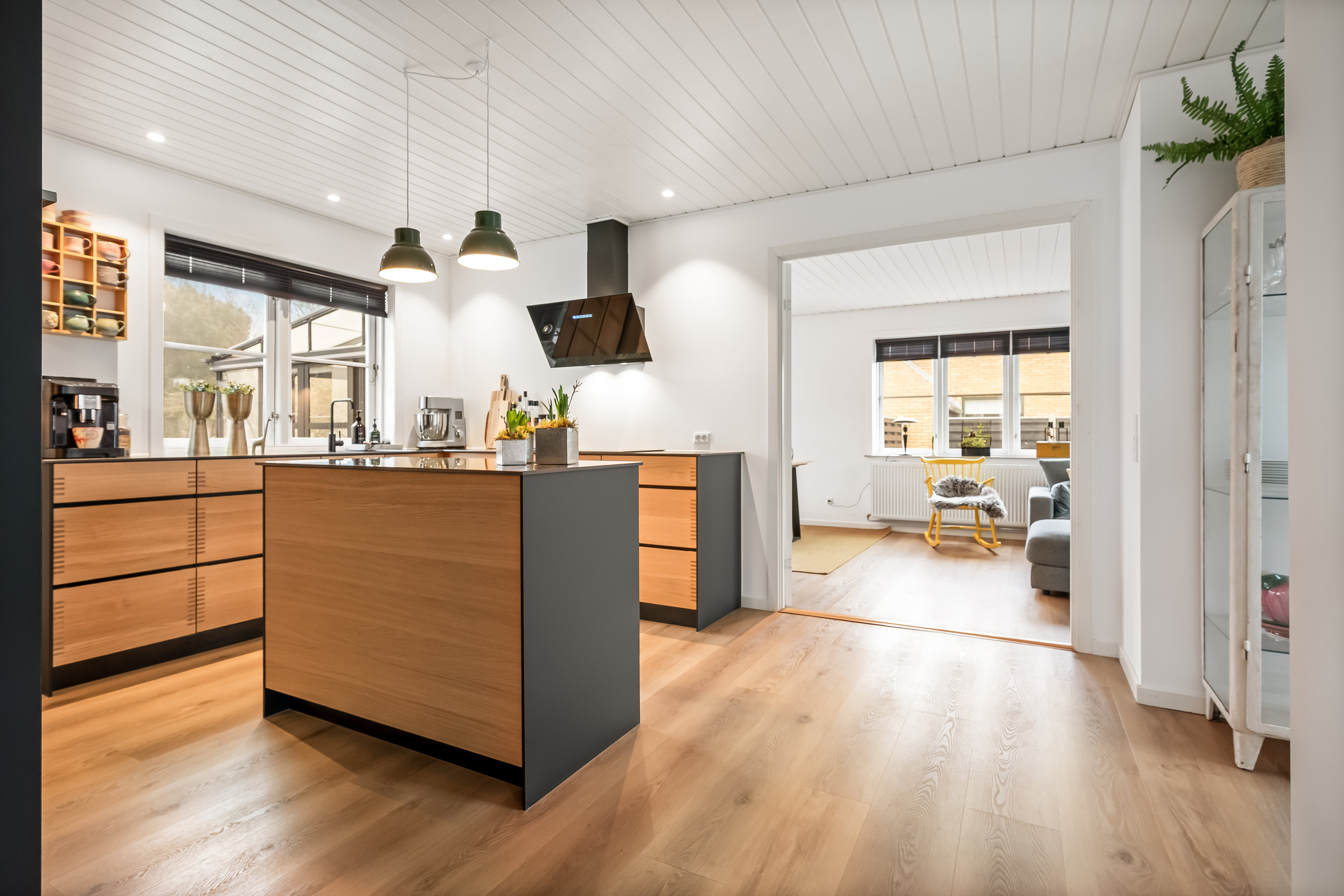 Fremhævet køkken billede i fuldskærmstilstand. Billede af Stenshøj 3, 6950 Ringkøbing