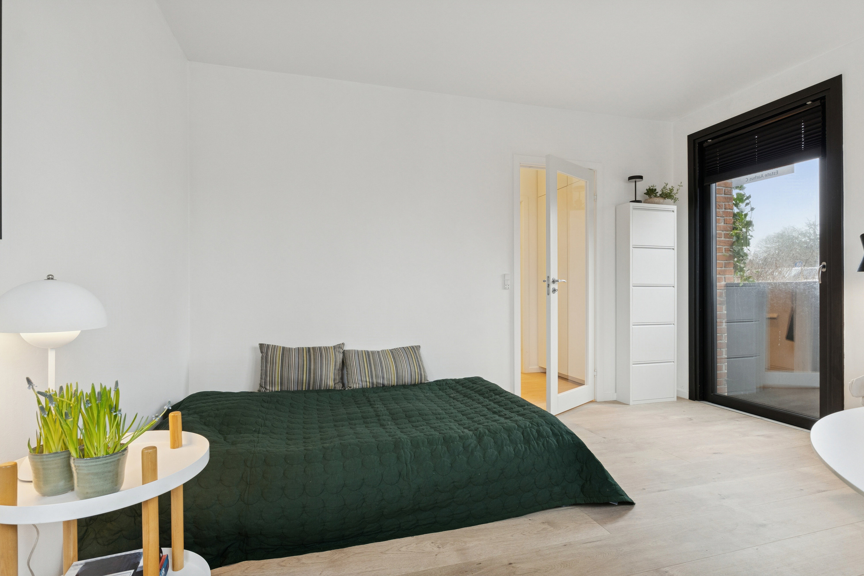 Fremhævet soveværelse billede i fuldskærmstilstand. Billede af Møllevejen 21, st.. mf., 8000 Aarhus C