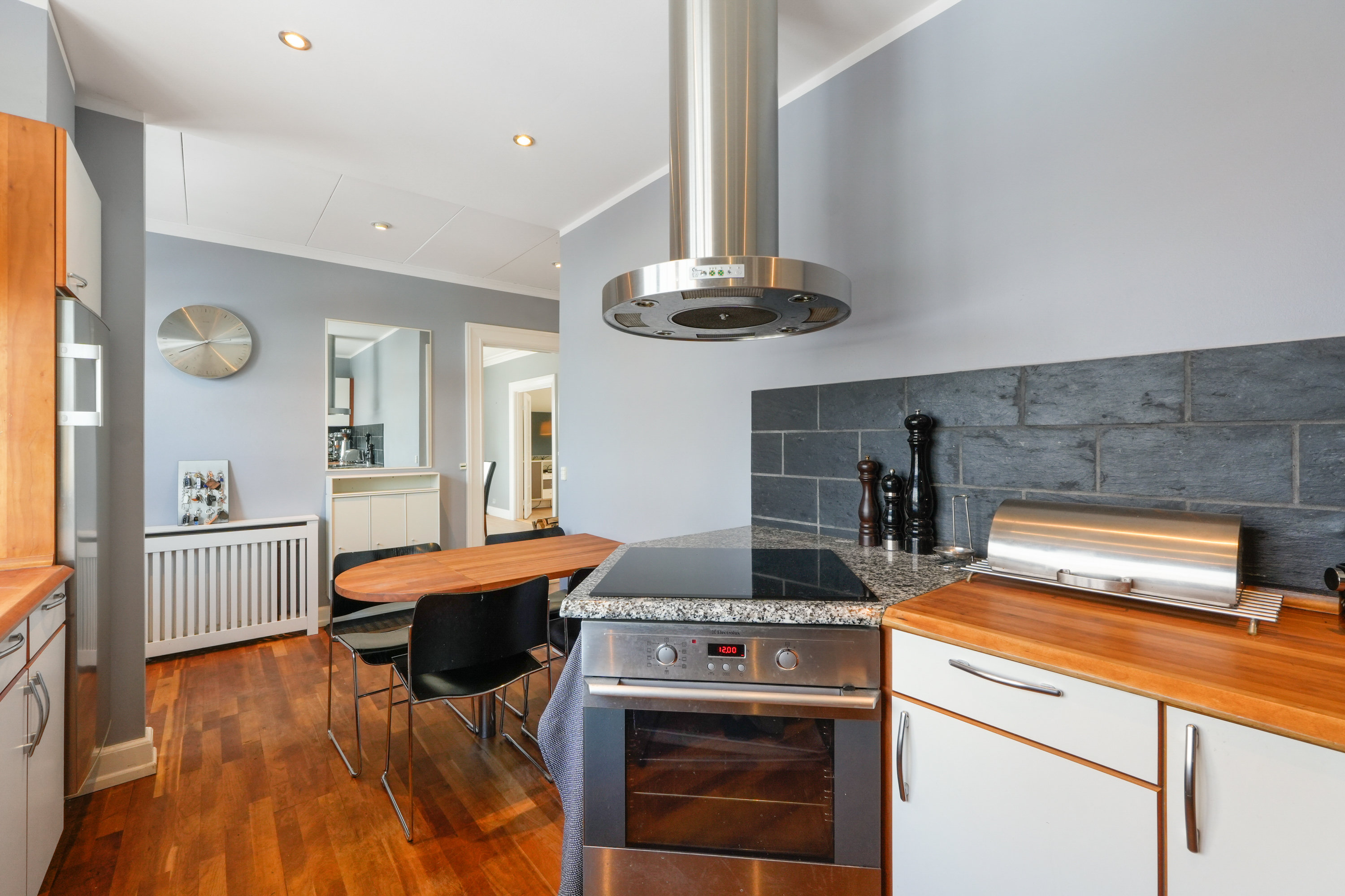 Fremhævet  billede i fuldskærmstilstand. Billede af Vigerslev Alle 370, 2650 Hvidovre