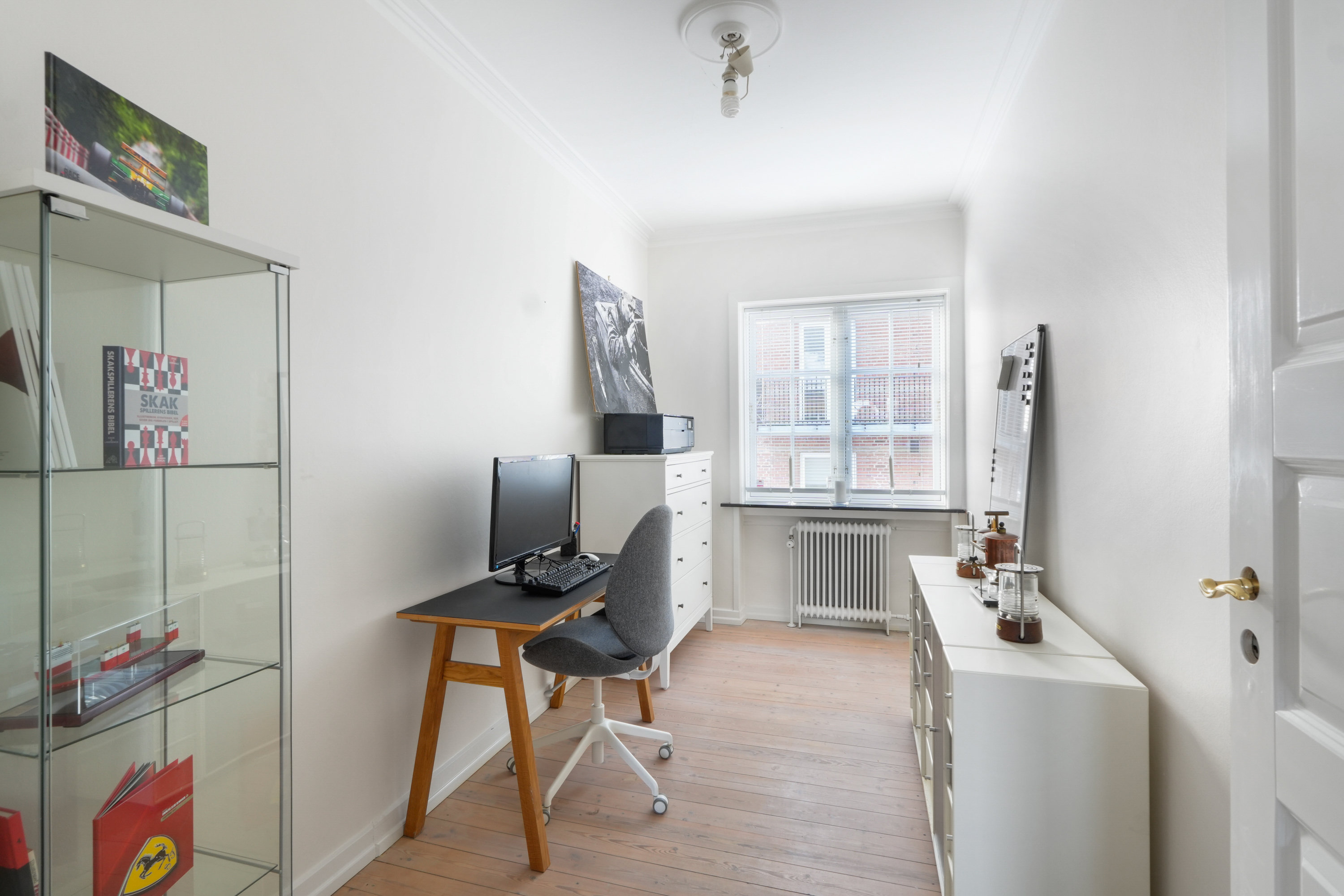 Fremhævet  billede i fuldskærmstilstand. Billede af Vigerslev Alle 370, 2650 Hvidovre