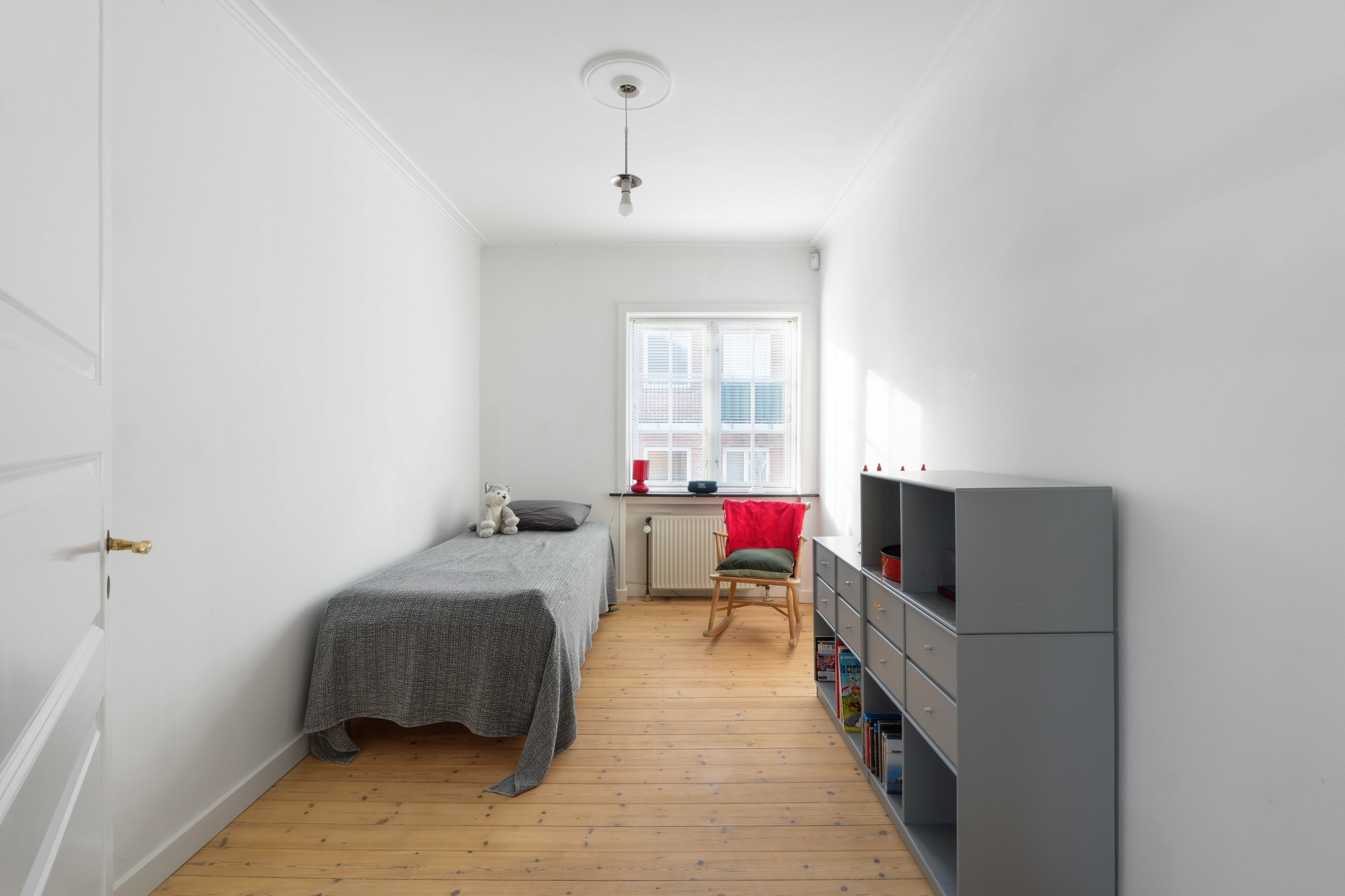 Fremhævet  billede i fuldskærmstilstand. Billede af Vigerslev Alle 370, 2650 Hvidovre