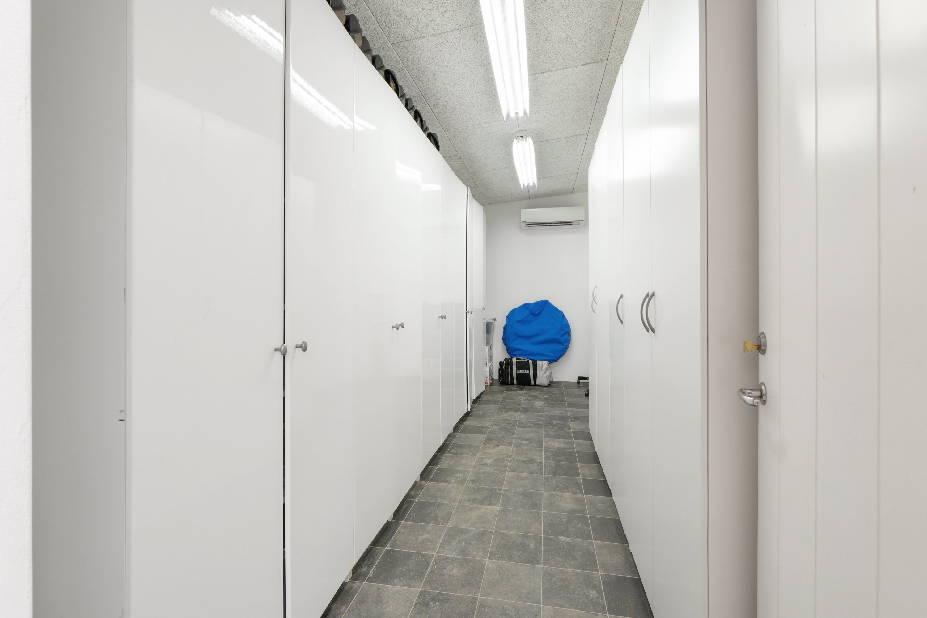 Fremhævet  billede i fuldskærmstilstand. Billede af Vigerslev Alle 370, 2650 Hvidovre