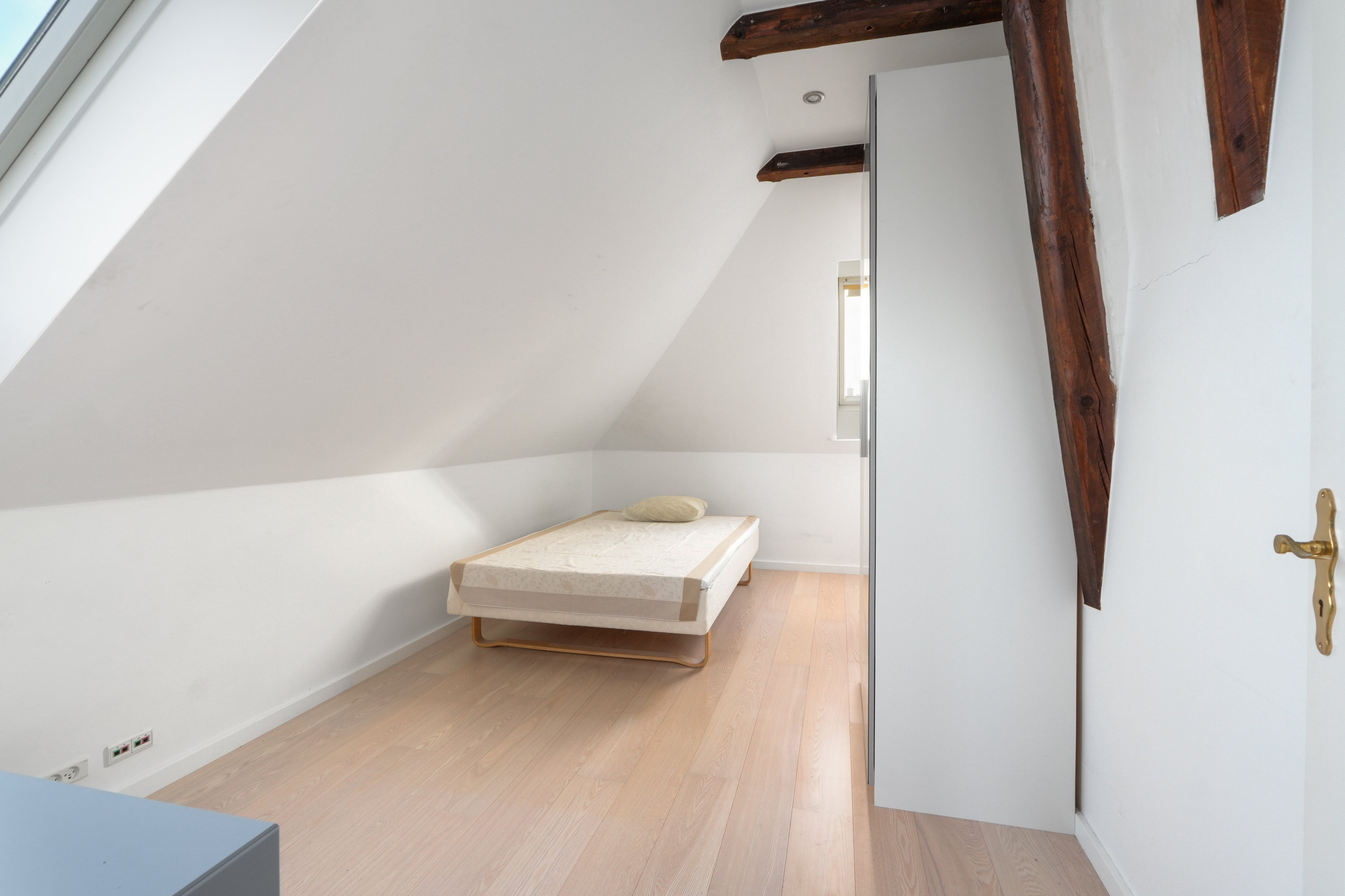 Fremhævet  billede i fuldskærmstilstand. Billede af Vigerslev Alle 370, 2650 Hvidovre