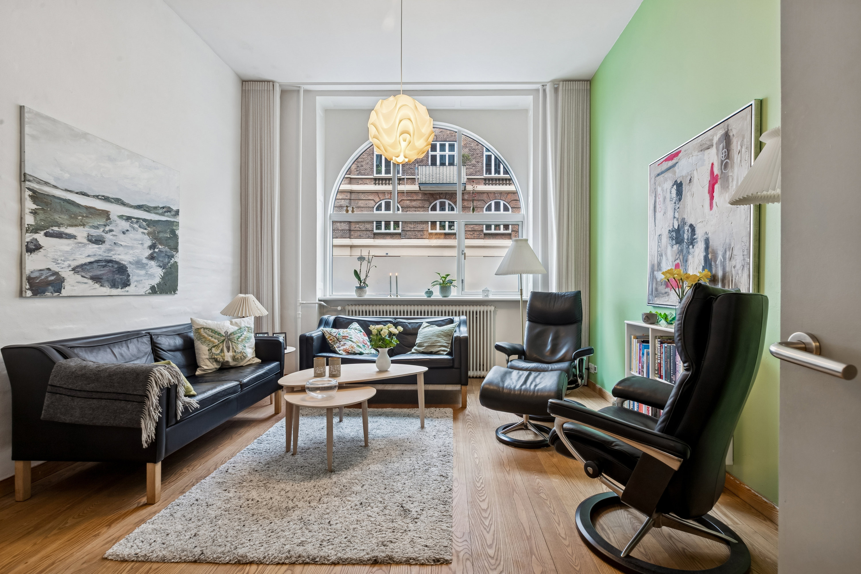 Miniaturebillede 1: stue. Billede af Vestmannagade 2, st.. tv., 2300 København S