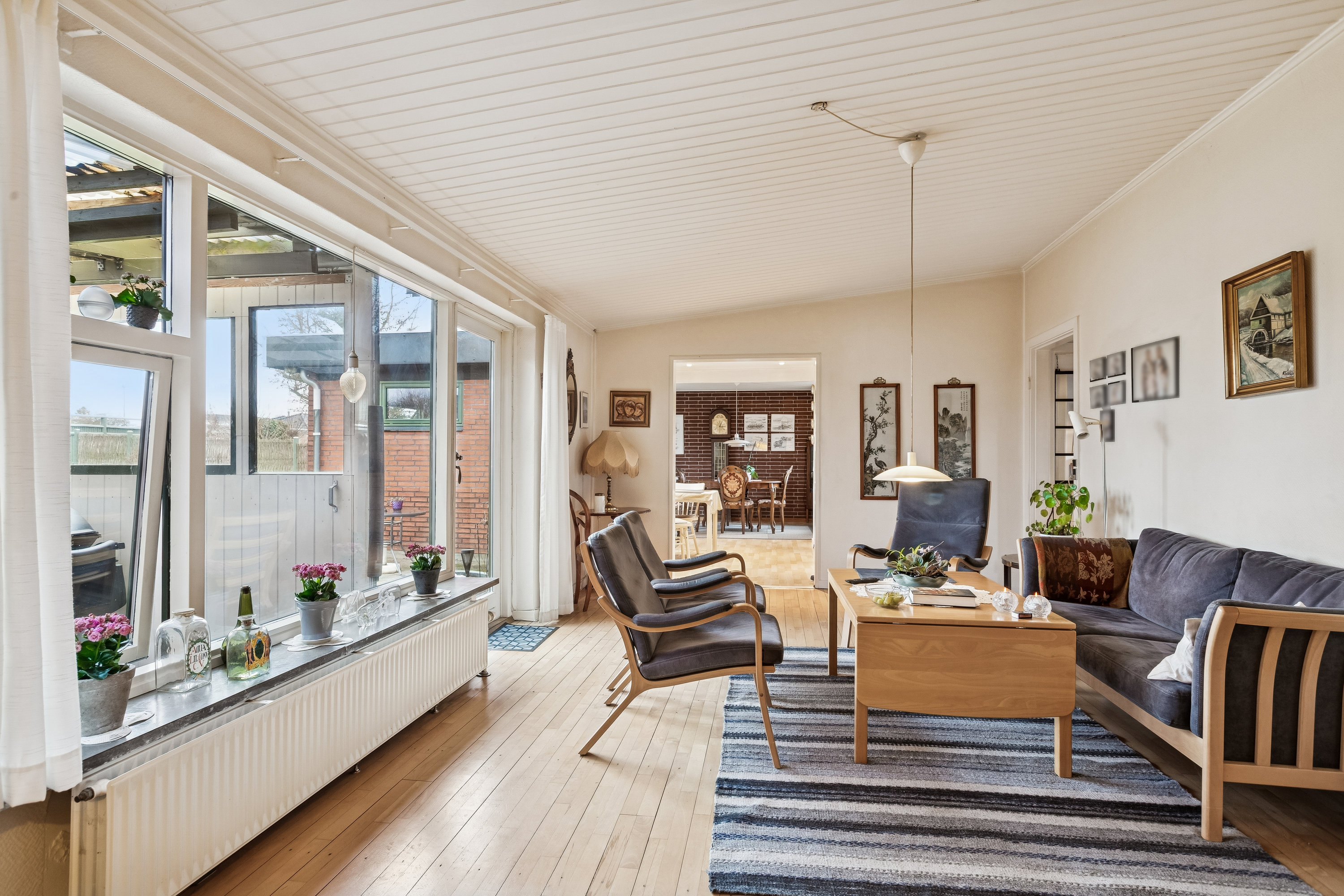 Fremhævet stue billede i fuldskærmstilstand. Billede af Blåhøjvej 8, 2770 Kastrup