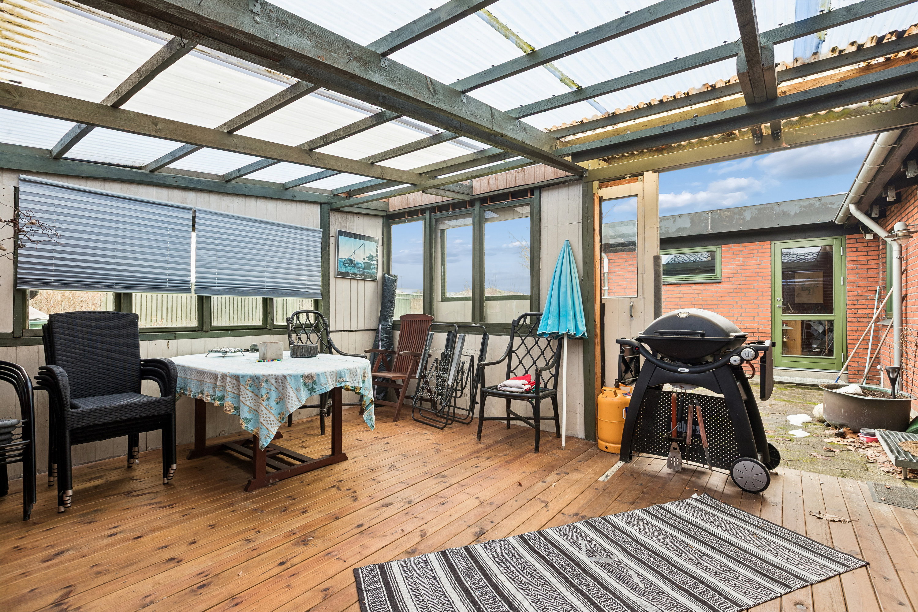 Fremhævet terrasse billede i fuldskærmstilstand. Billede af Blåhøjvej 8, 2770 Kastrup