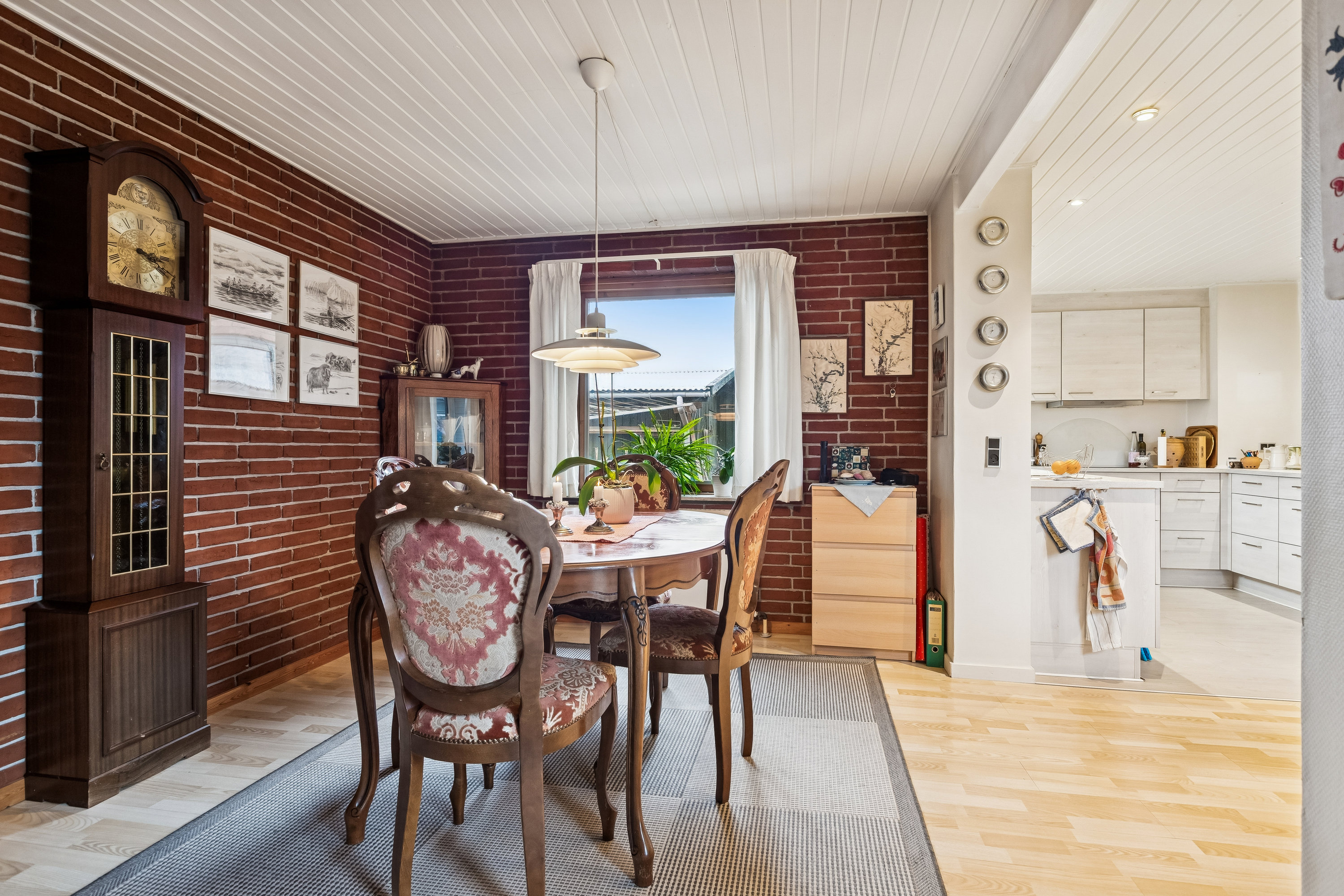 Fremhævet alrum billede i fuldskærmstilstand. Billede af Blåhøjvej 8, 2770 Kastrup