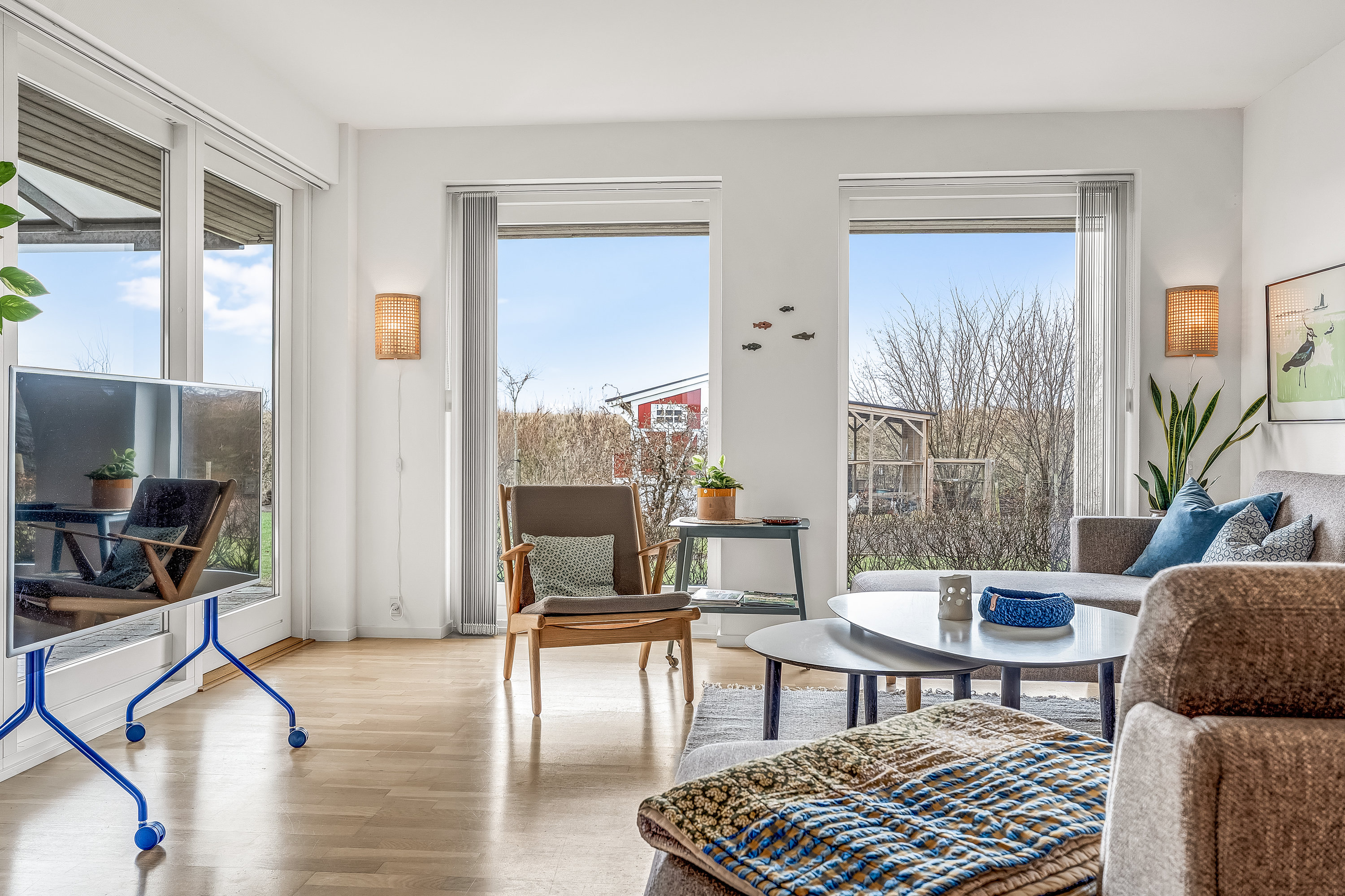 Fremhævet stue billede i fuldskærmstilstand. Billede af Skovstjernevænget 18, Nordbyen, 4800 Nykøbing F