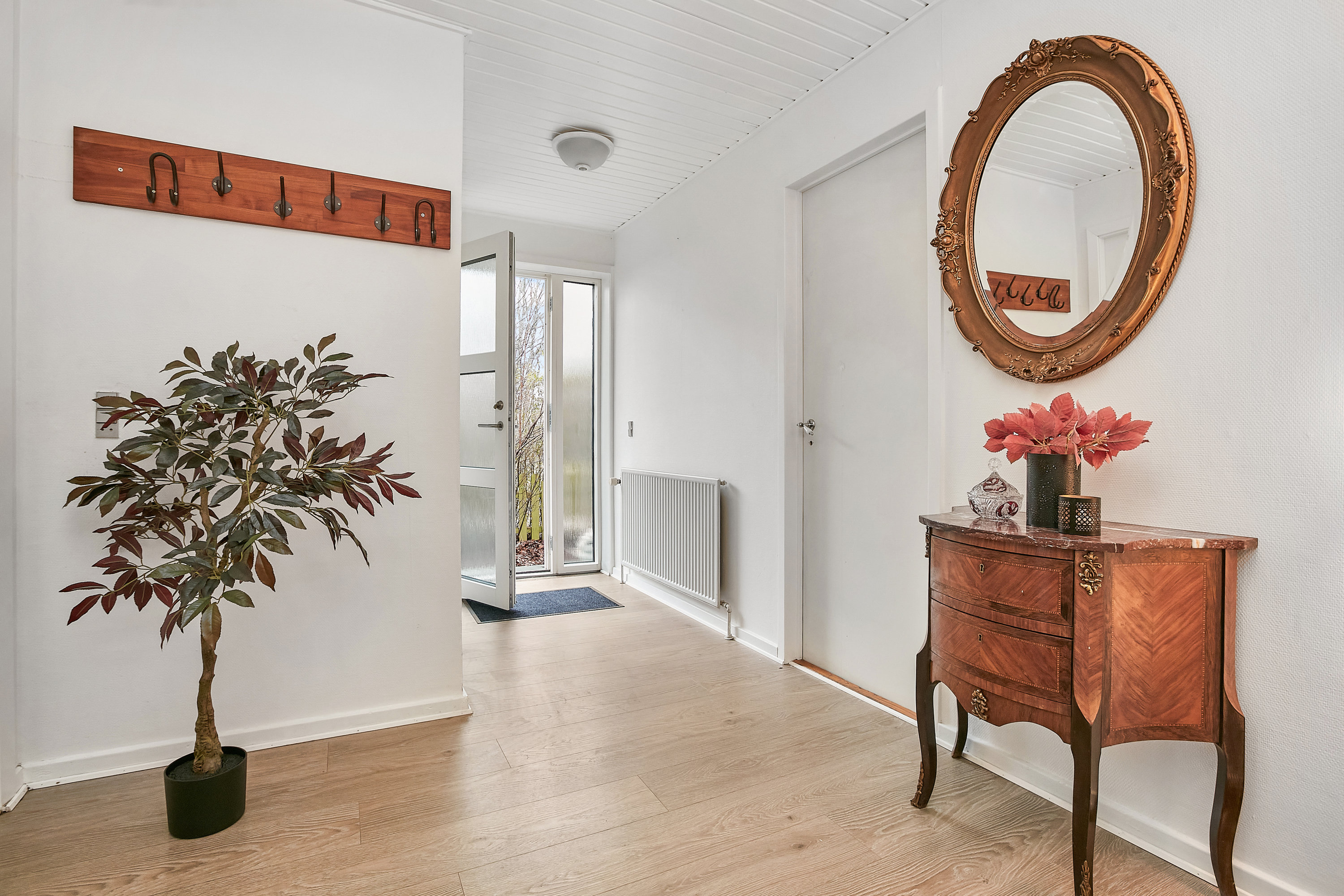 Fremhævet gang billede i fuldskærmstilstand. Billede af Egernvej 1, 8700 Horsens